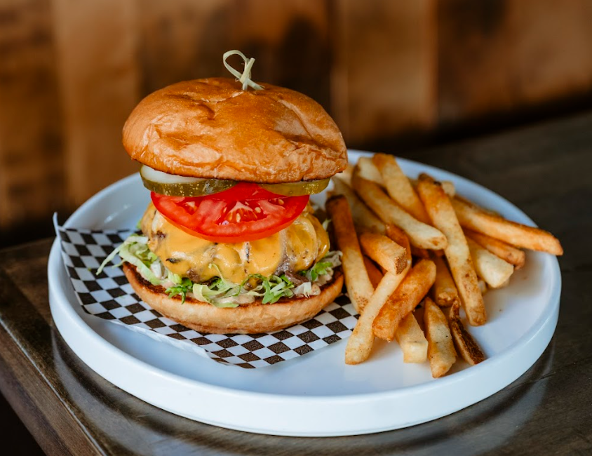 Classic Cheeseburger