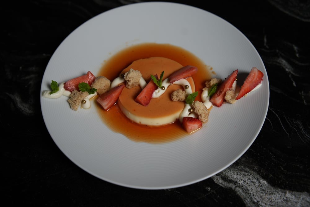 Maracuyá & Mango Flan