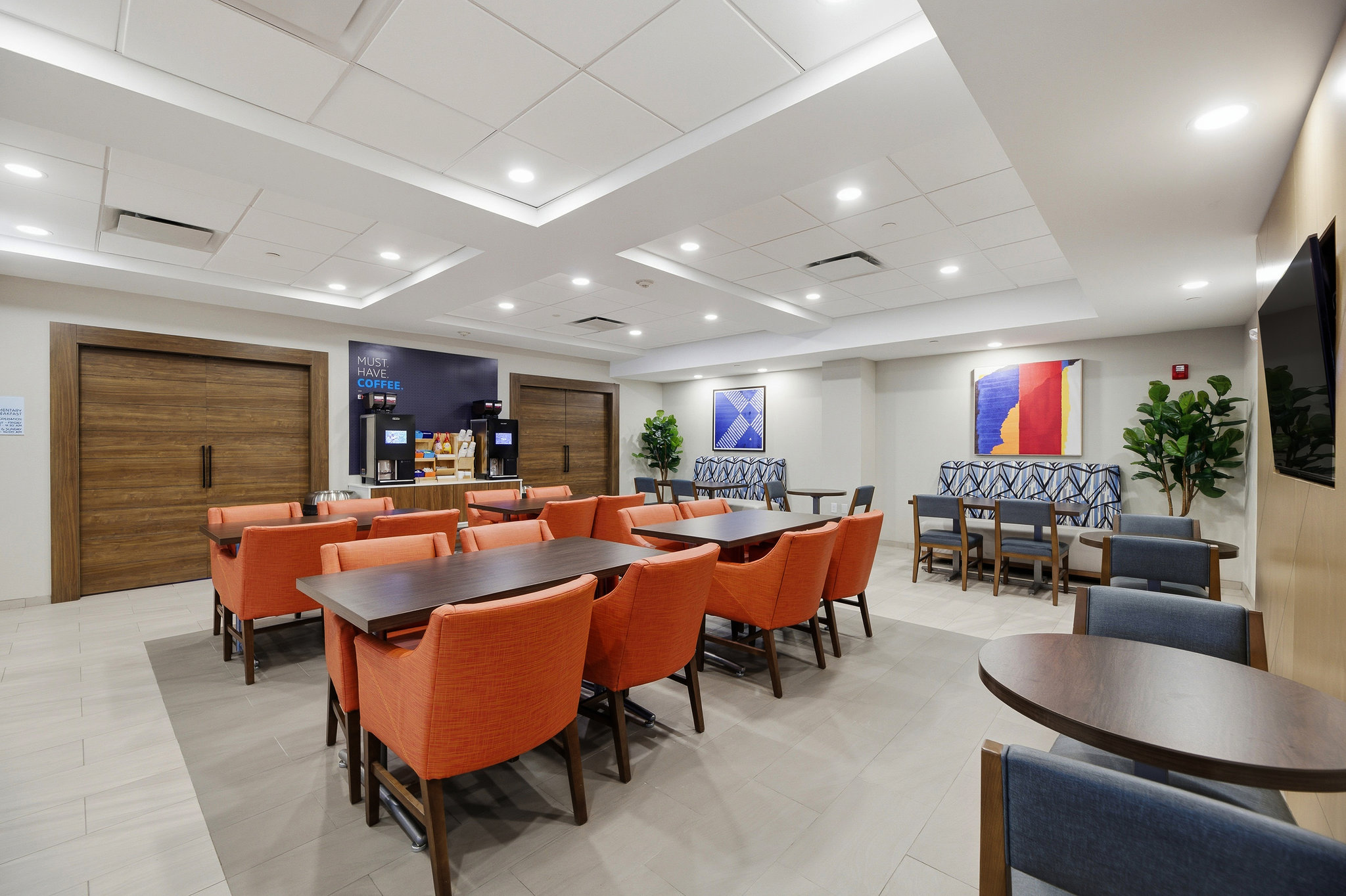 Holiday Inn Express & Suites Raleigh West - Lenovo Center by IHG Image