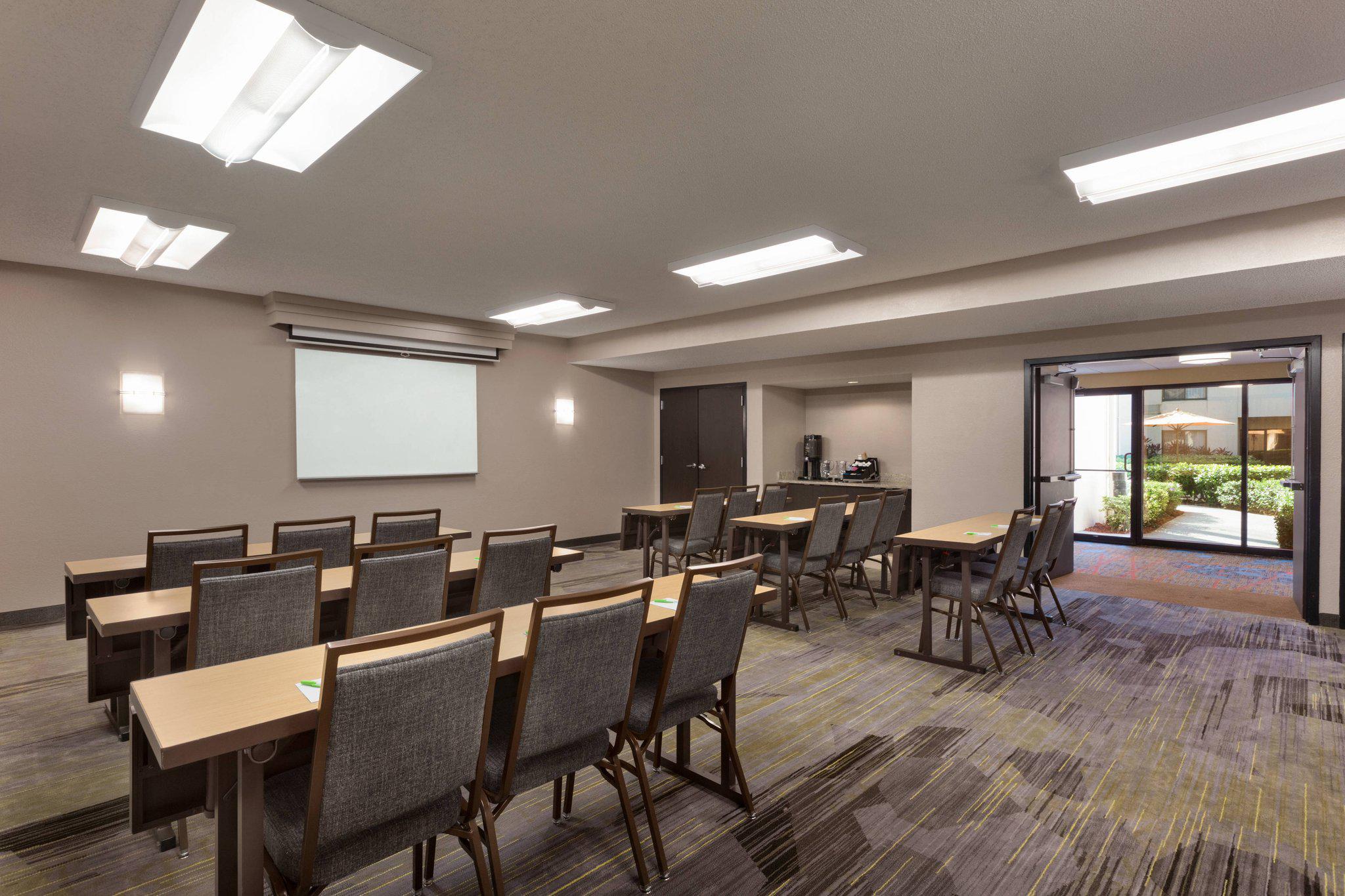 Courtyard by Marriott Fort Myers Cape Coral Photo