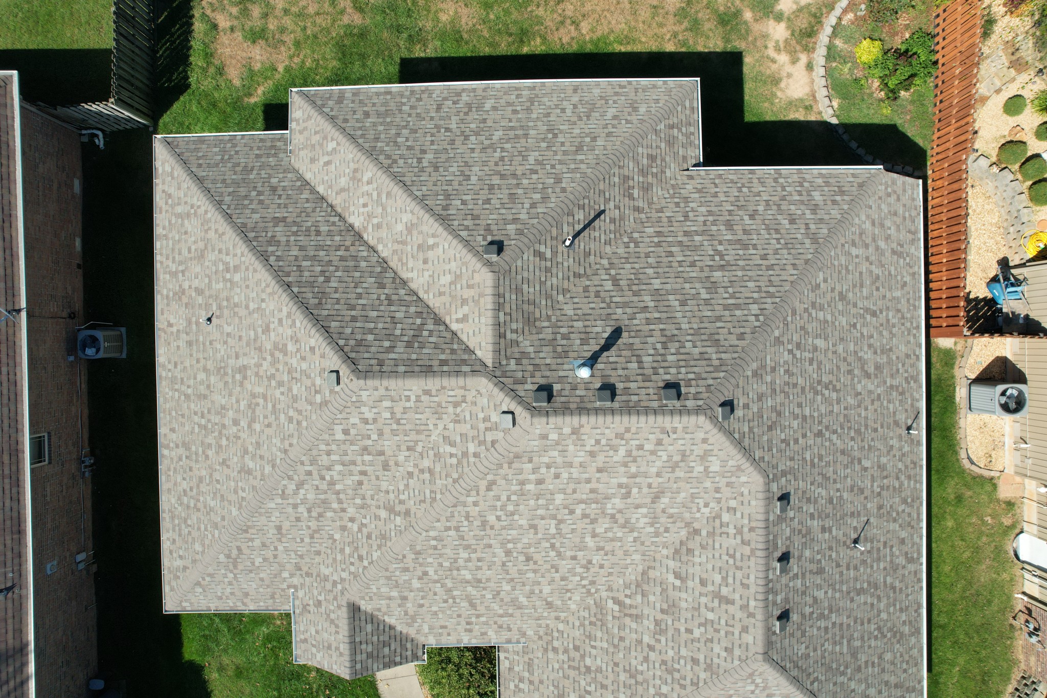 Elevated Roofing and Construction Image