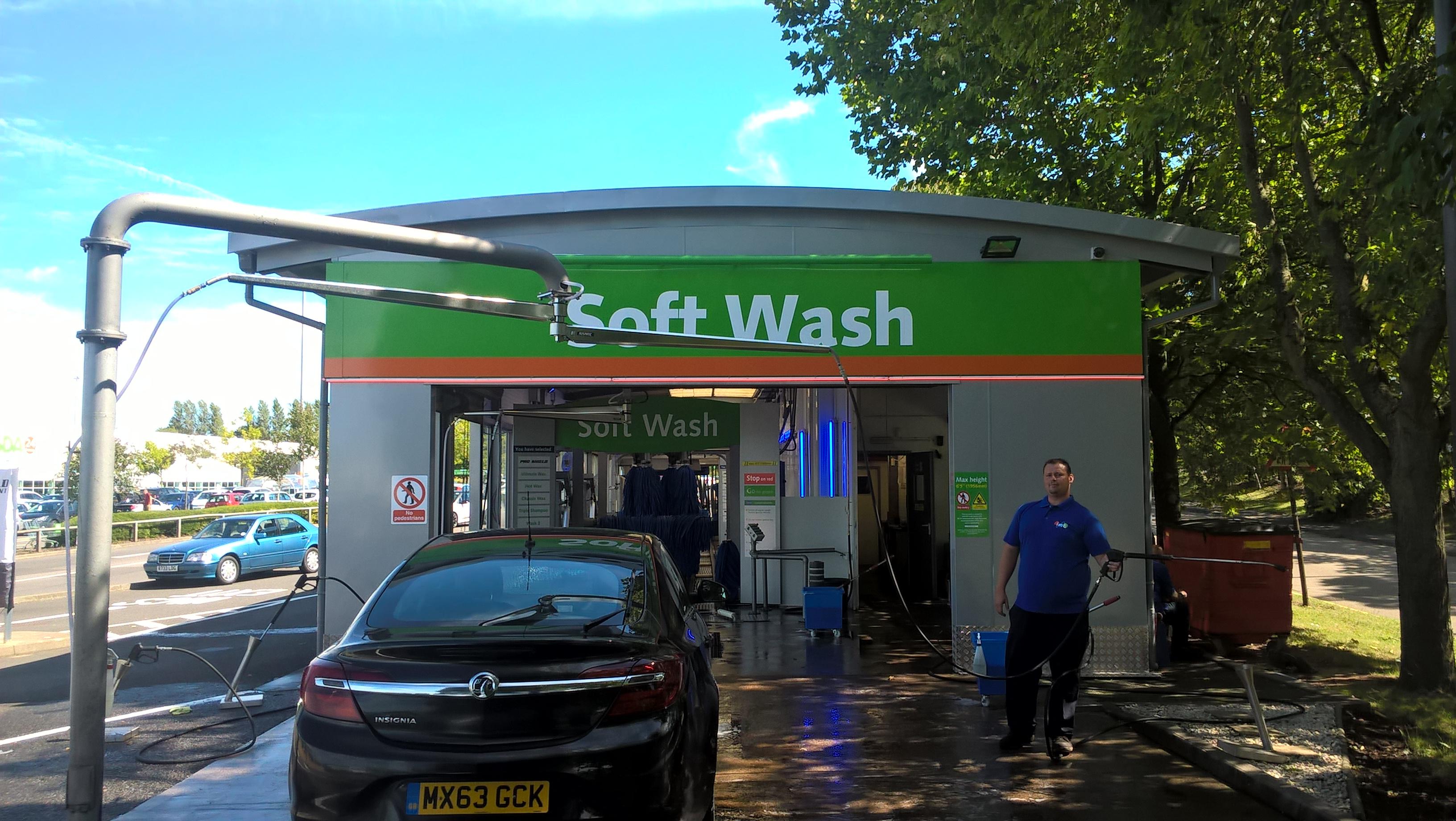 Images IMO Car Wash