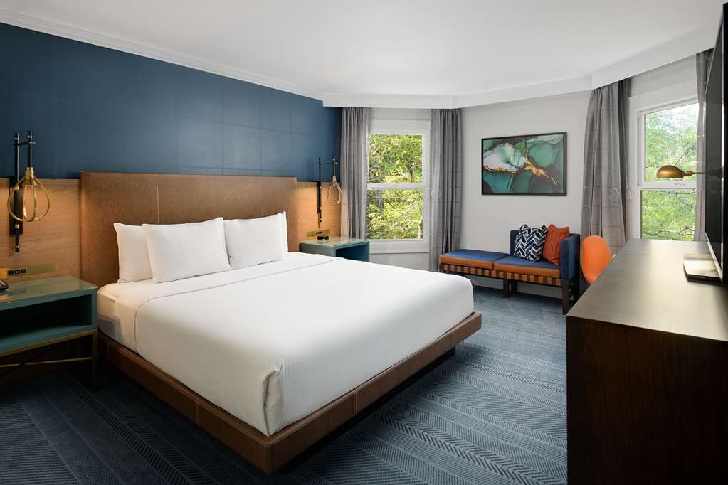 Hayes Mansion San Jose, Curio Collection by Hilton Image