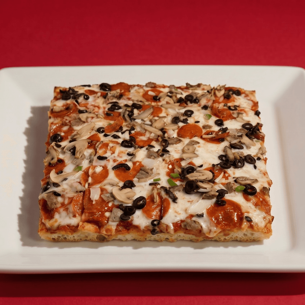 Supreme Pizza (Sicilian 16")