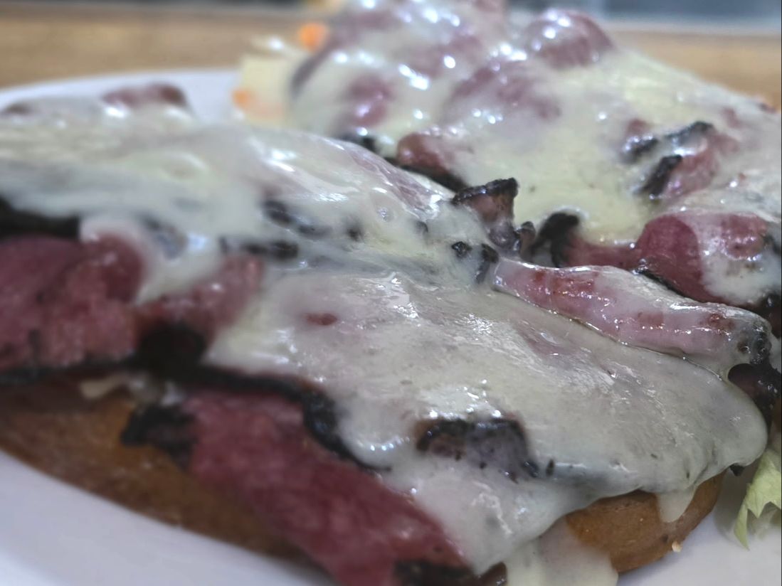 Corned Beef Ruben Sub