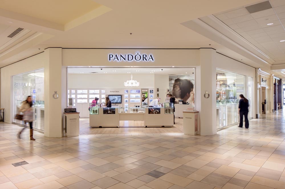 The Mall at Fox Run - Newington, NH - Company Profile