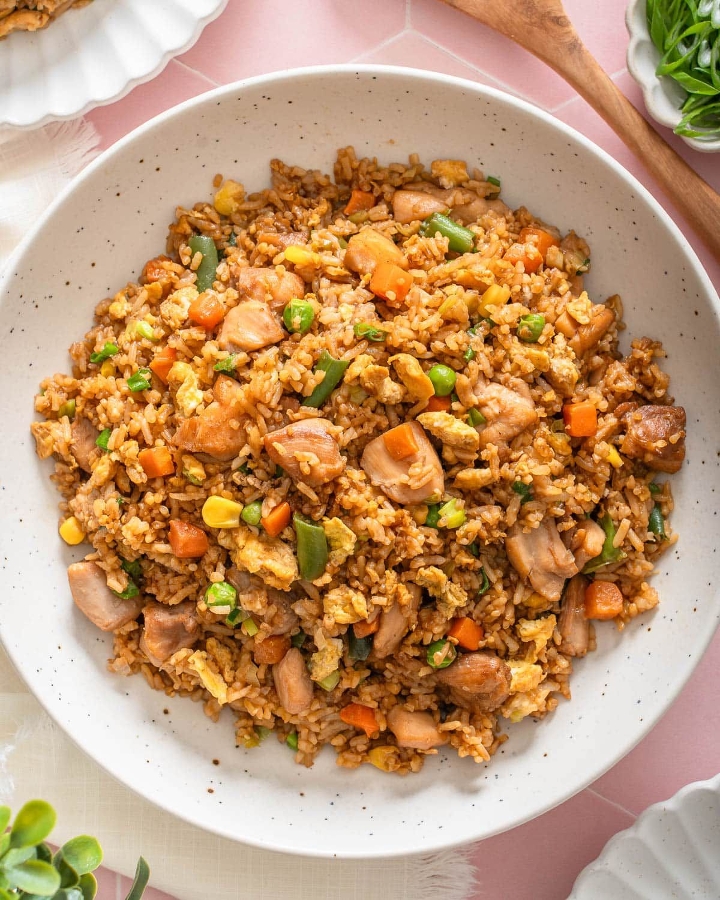 CHICKEN FRIED RICE