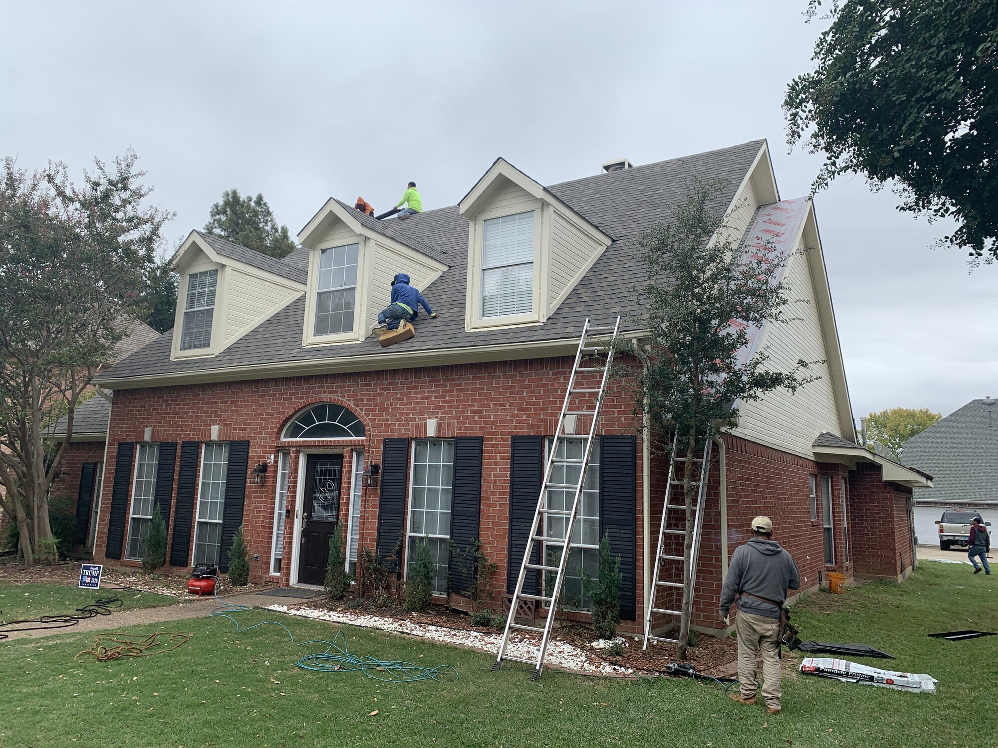 Accent Roofing Company & Construction Image