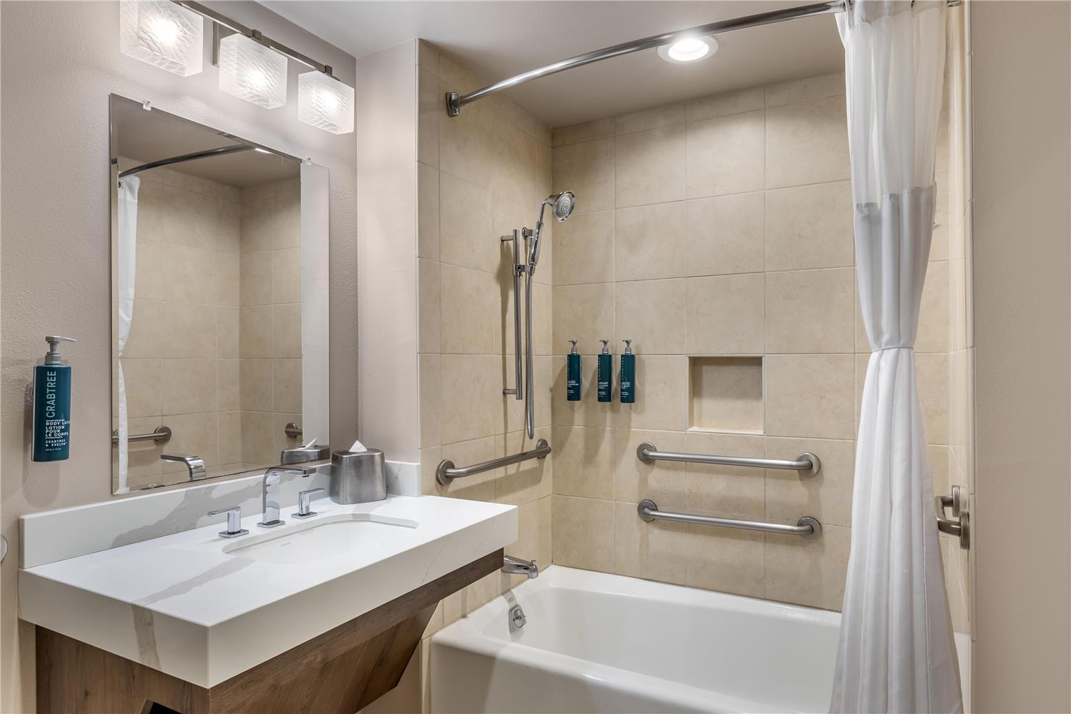 Hilton Grand Vacations Club Kohala Suites Waikoloa Image