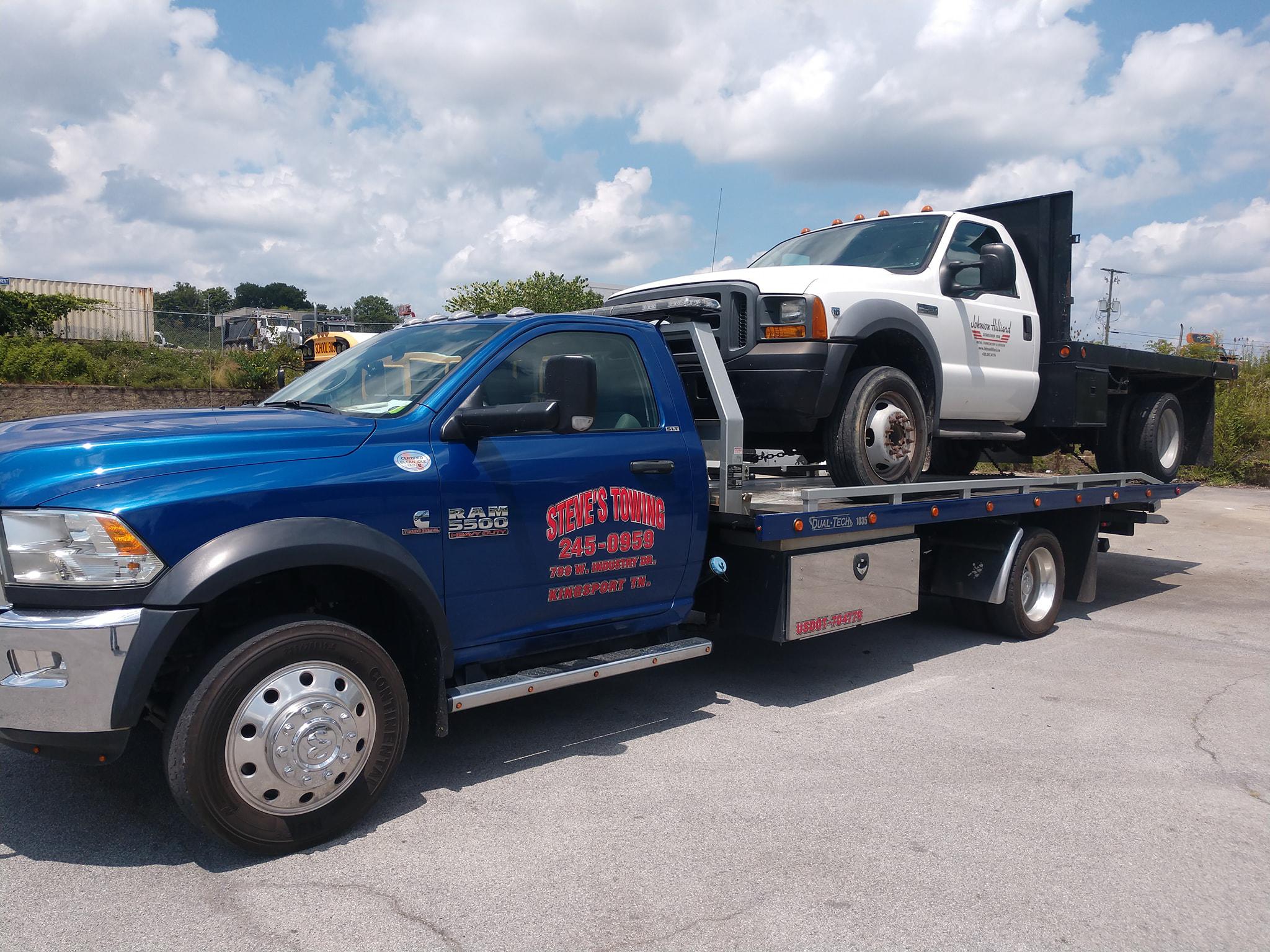 Steve's Towing Photo