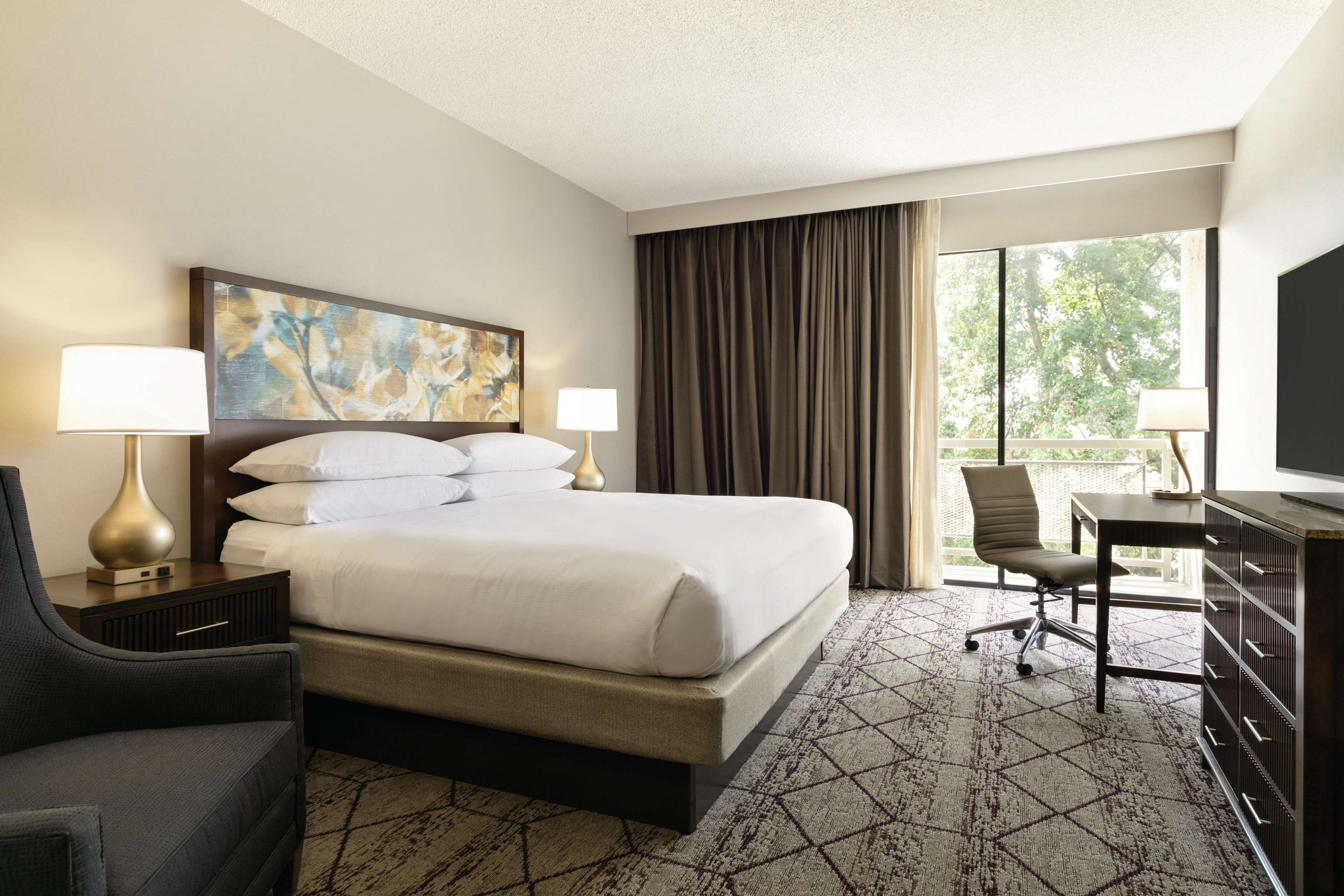 DoubleTree by Hilton Hotel Atlanta - Northlake Photo