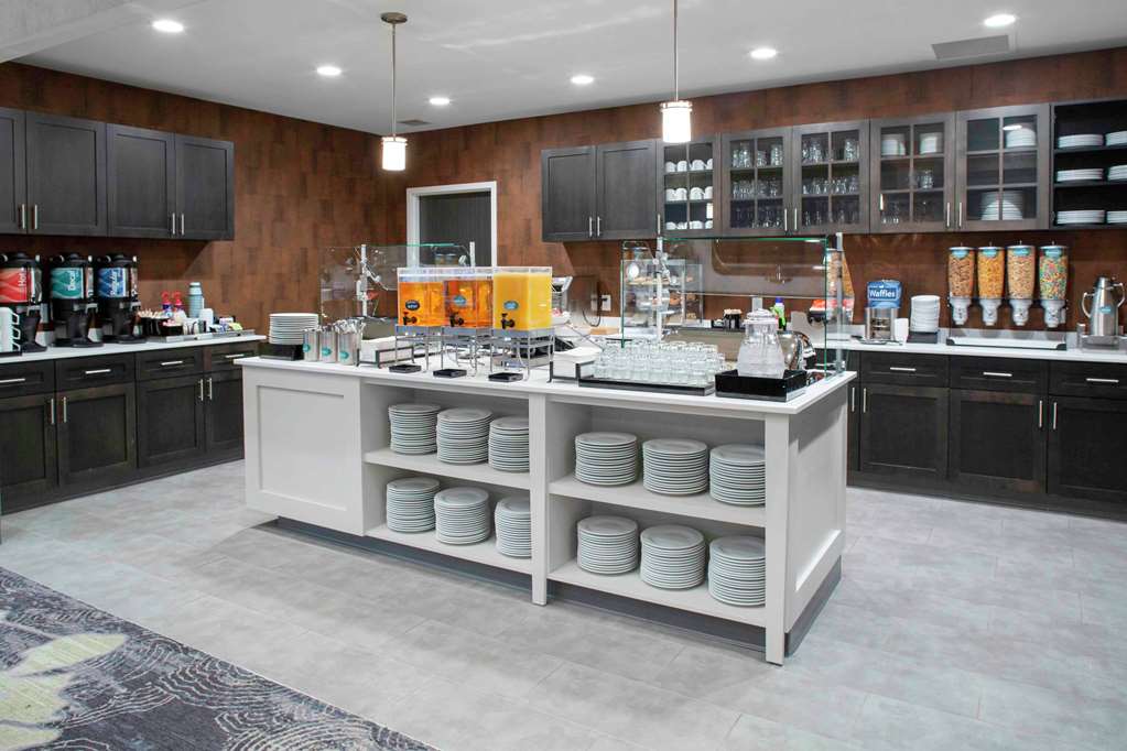 Homewood Suites by Hilton Lansing Eastwood Image