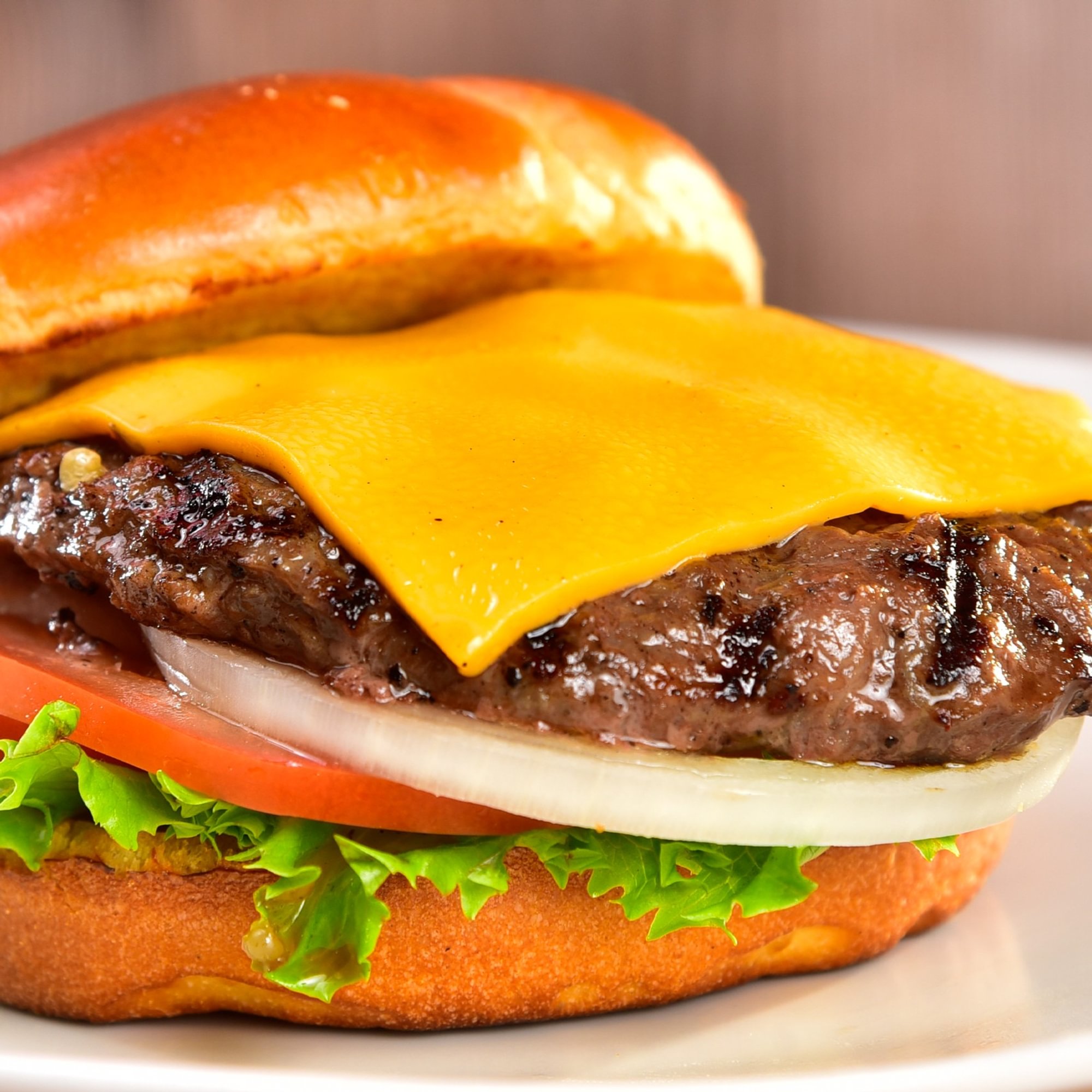 2. Classic Cheeseburger