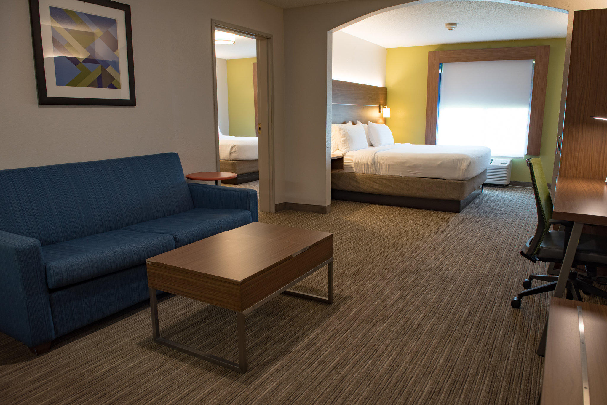 Holiday Inn Express & Suites Elkhart-South Photo