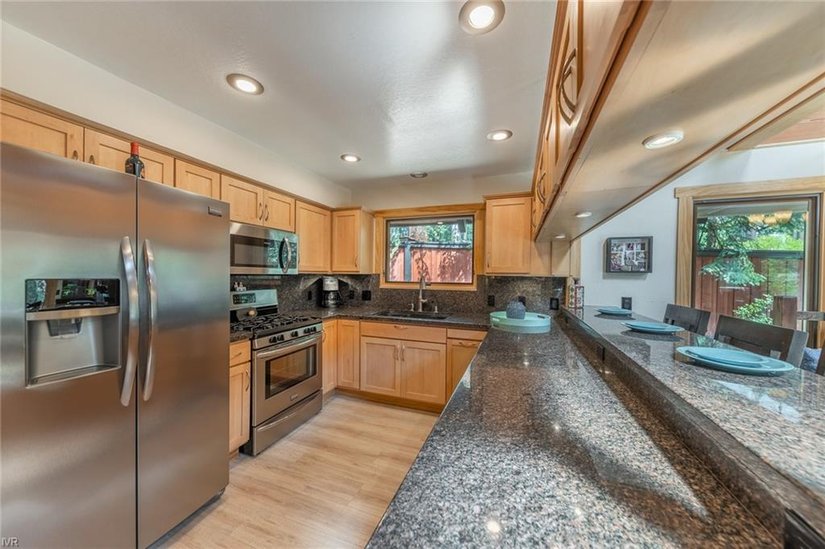 Tahoe Tony Tuoto EXP Luxury Hosting Realty Incline Village Image