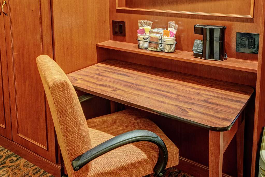 Hampton Inn Winchester Image