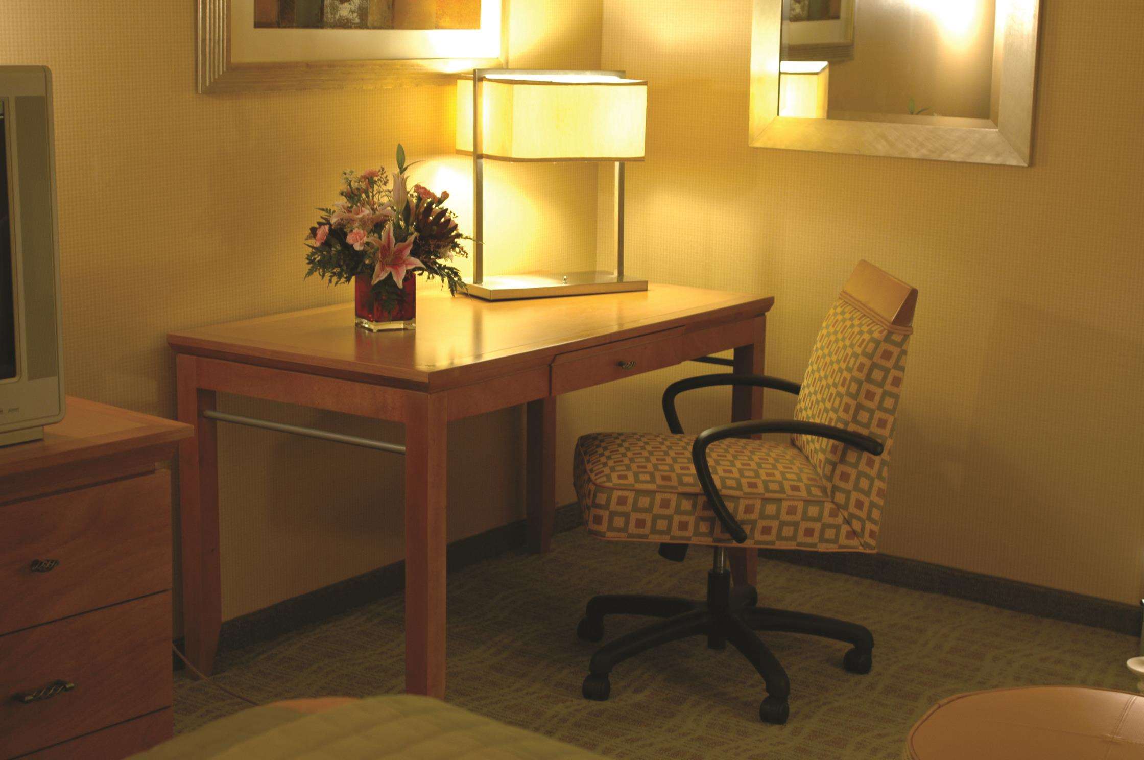 DoubleTree by Hilton Hotel Columbus - Worthington Photo