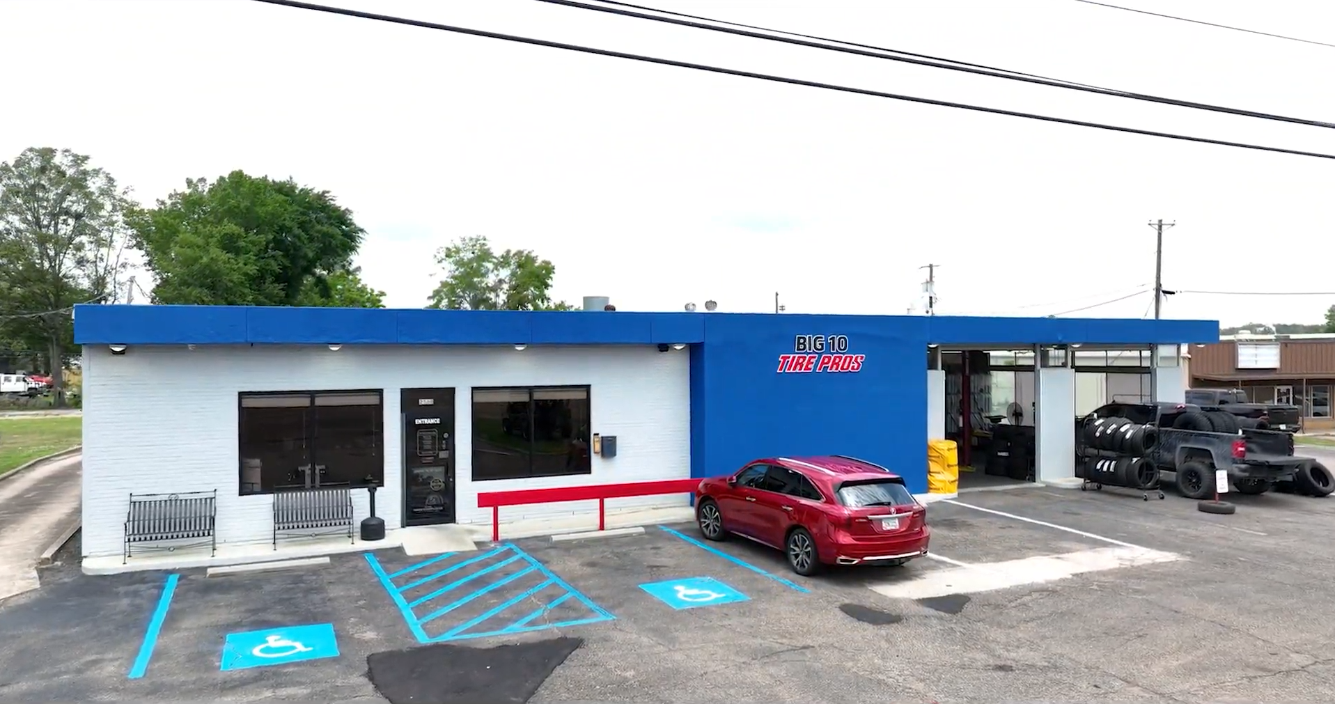 Big 10 Tire Pros Image