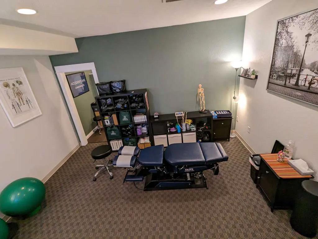 Accident Care Chiropractic Image