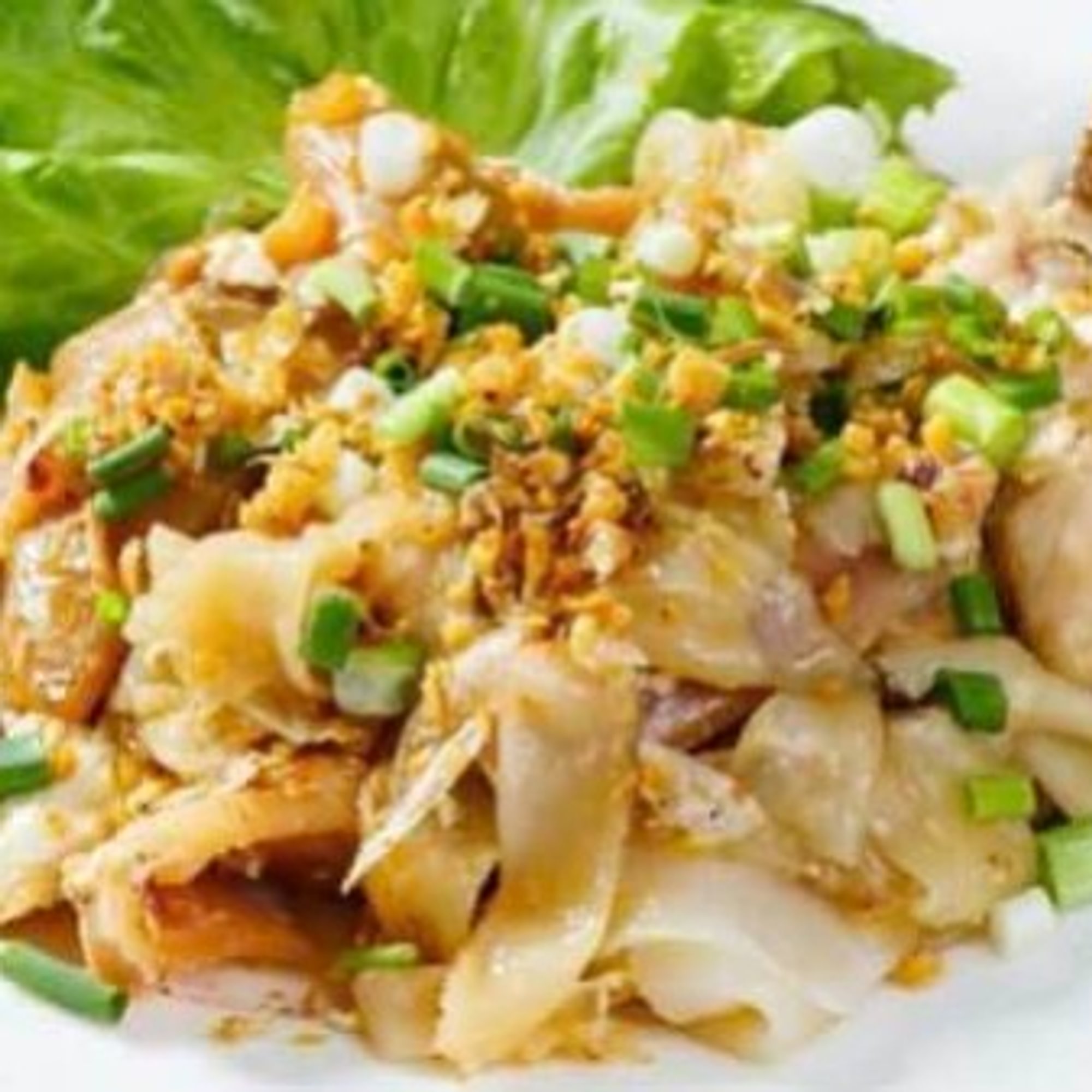 N7. Kuay Teaw Kau Kai