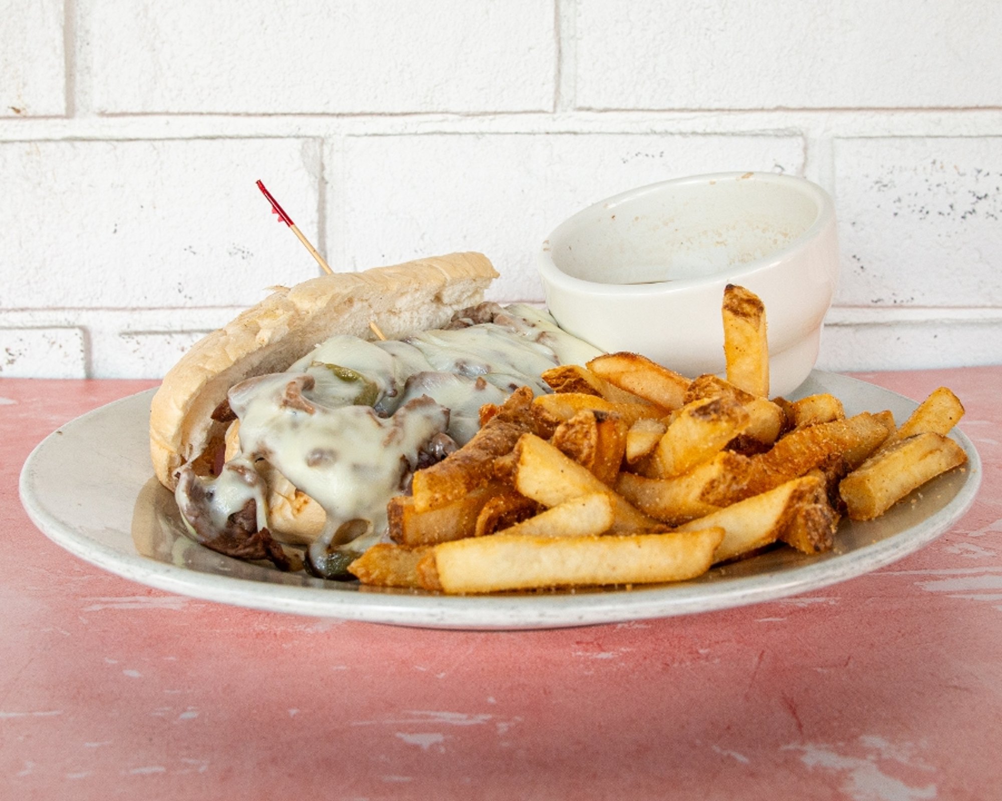 L Steak Sandwich & Fries