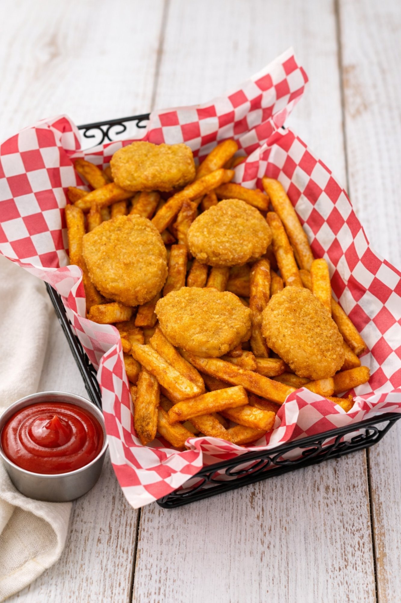 Chicken Nuggets & Fries