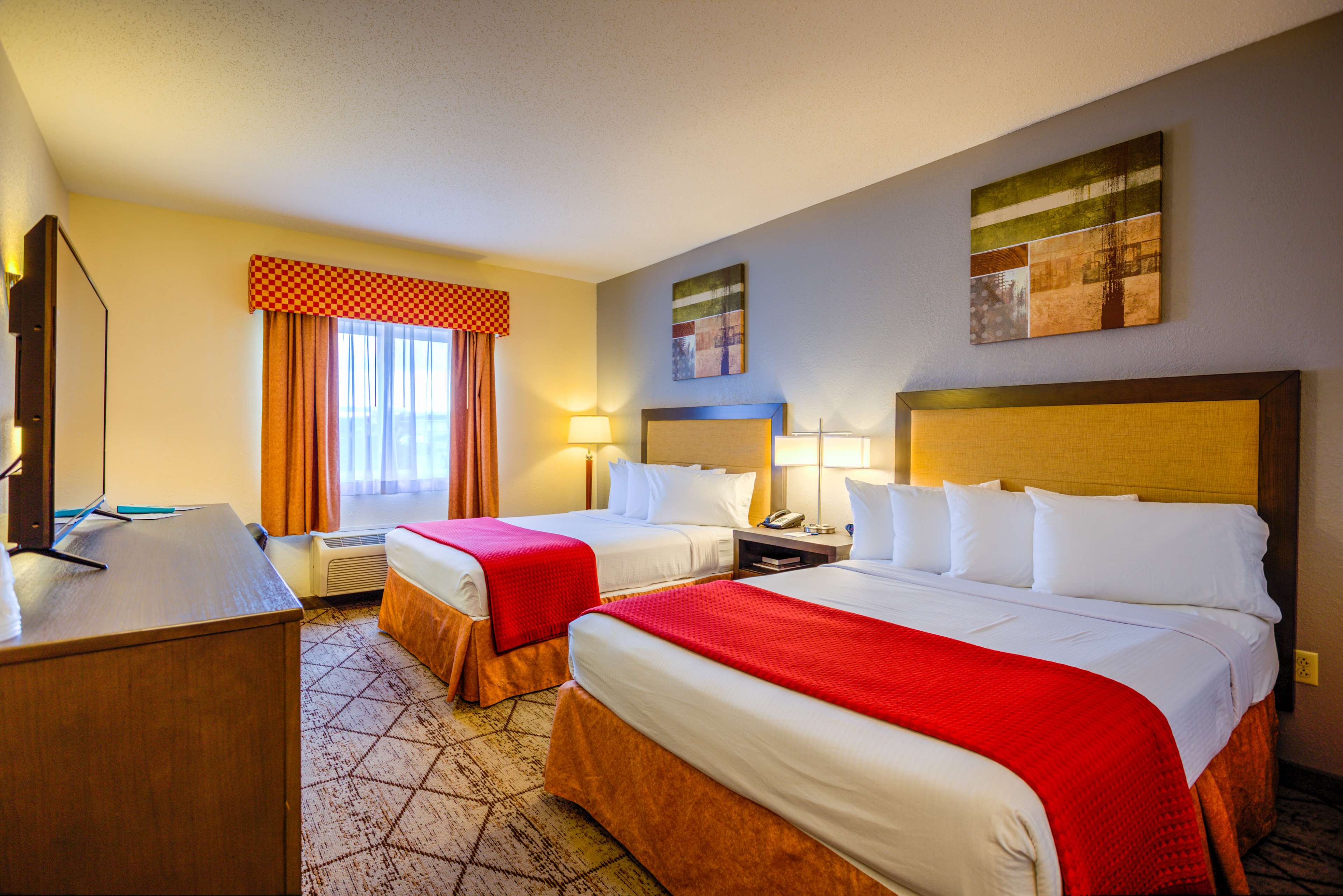 End your day in comfort with our well-appointed guest rooms, with microwave and refrigerator