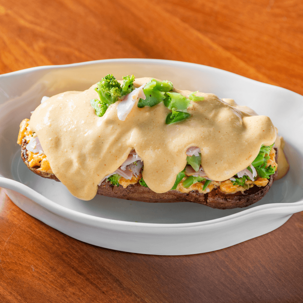 Broccoli, Ham, & Cheese Deli Spud