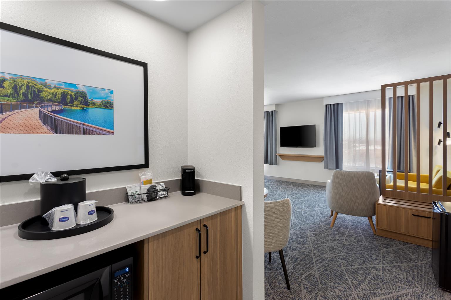 Hampton Inn & Suites Chicago Deer Park Image