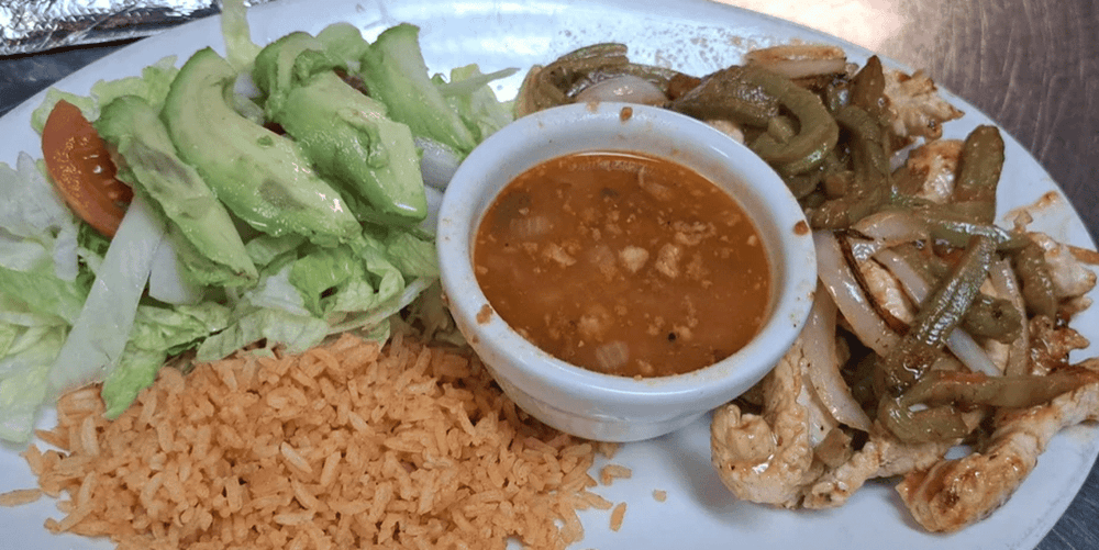 Nopales Con Pollo