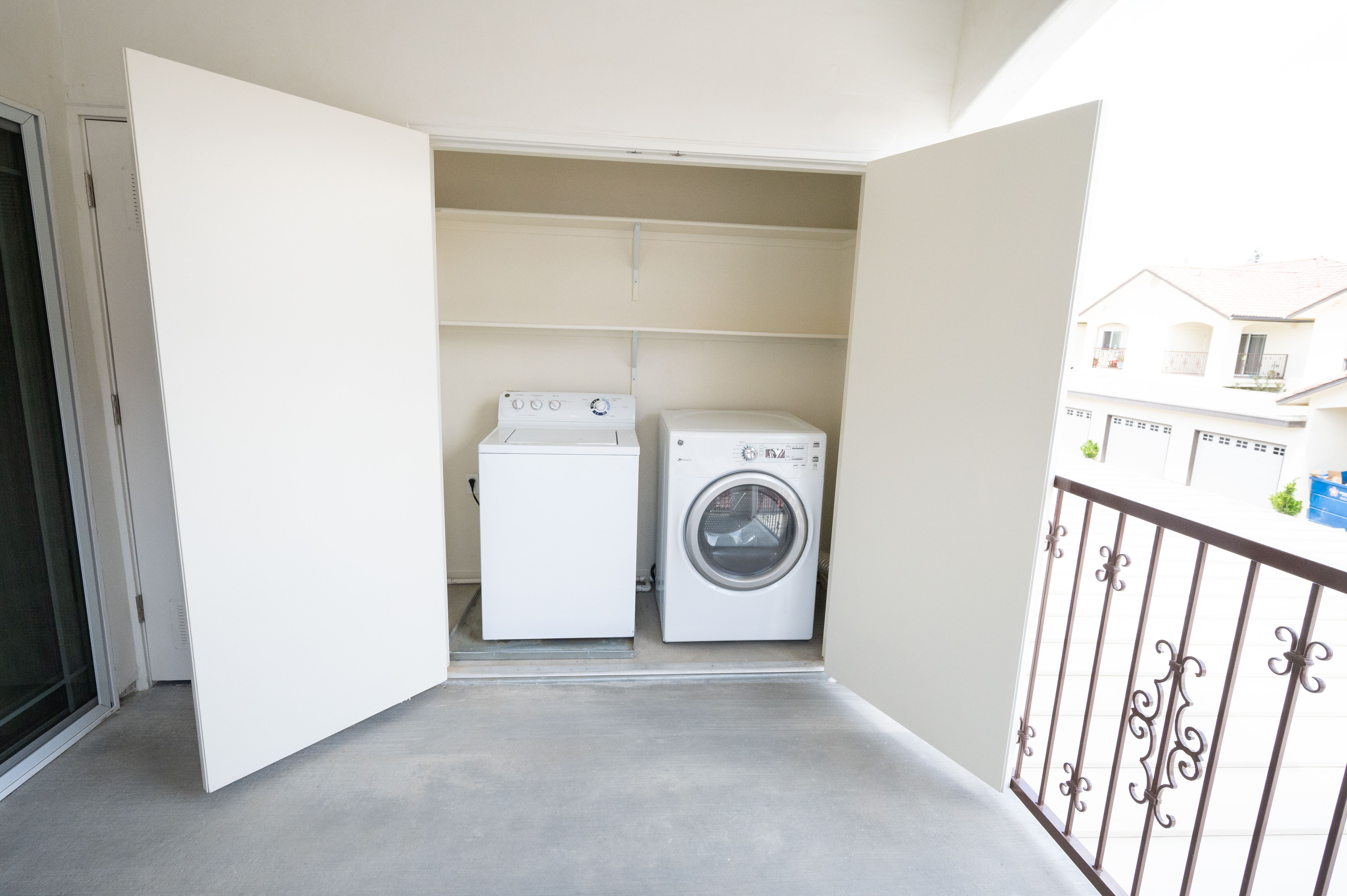 Dominion Courtyard Villas Image