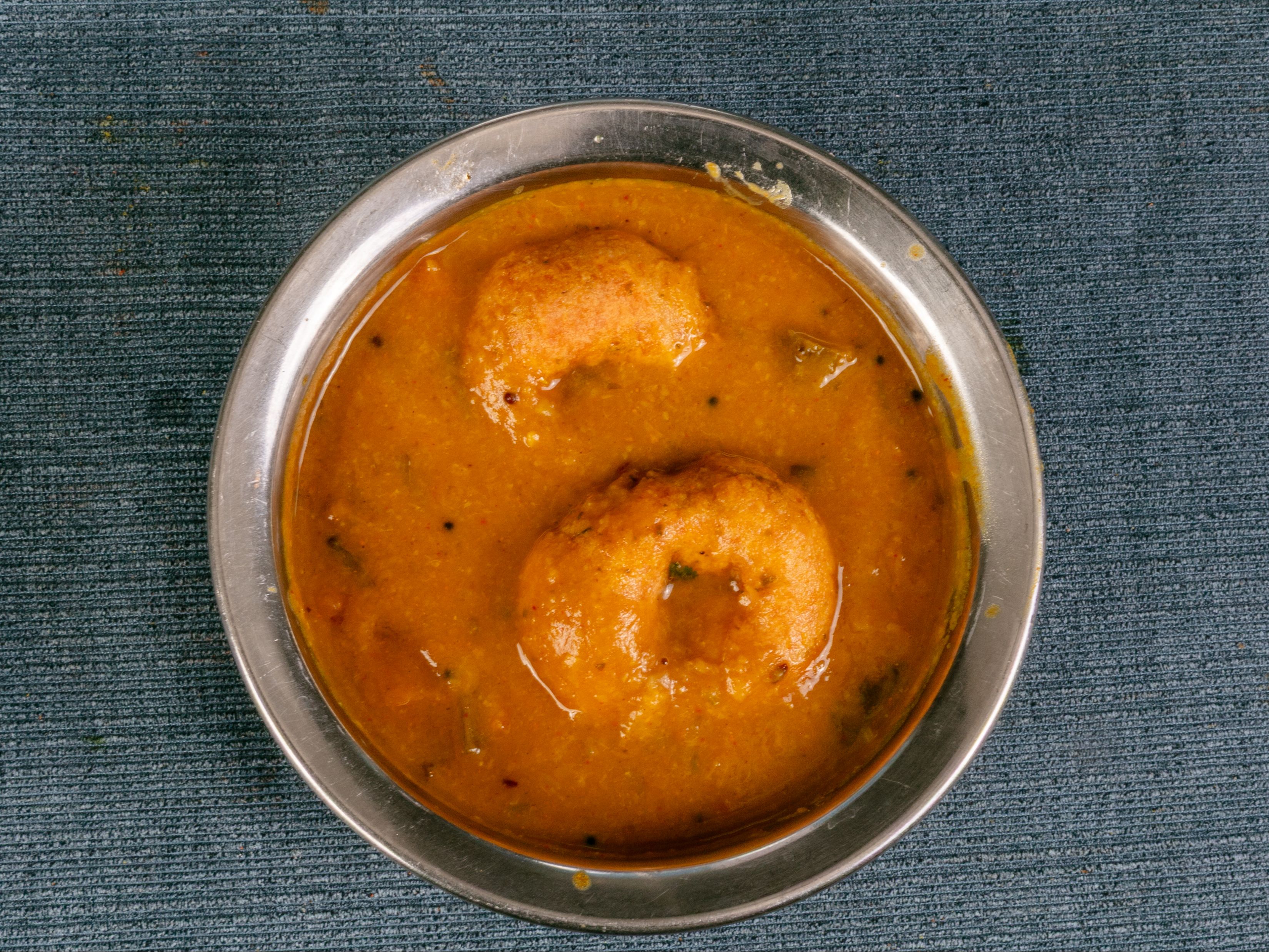 Sambar Vada