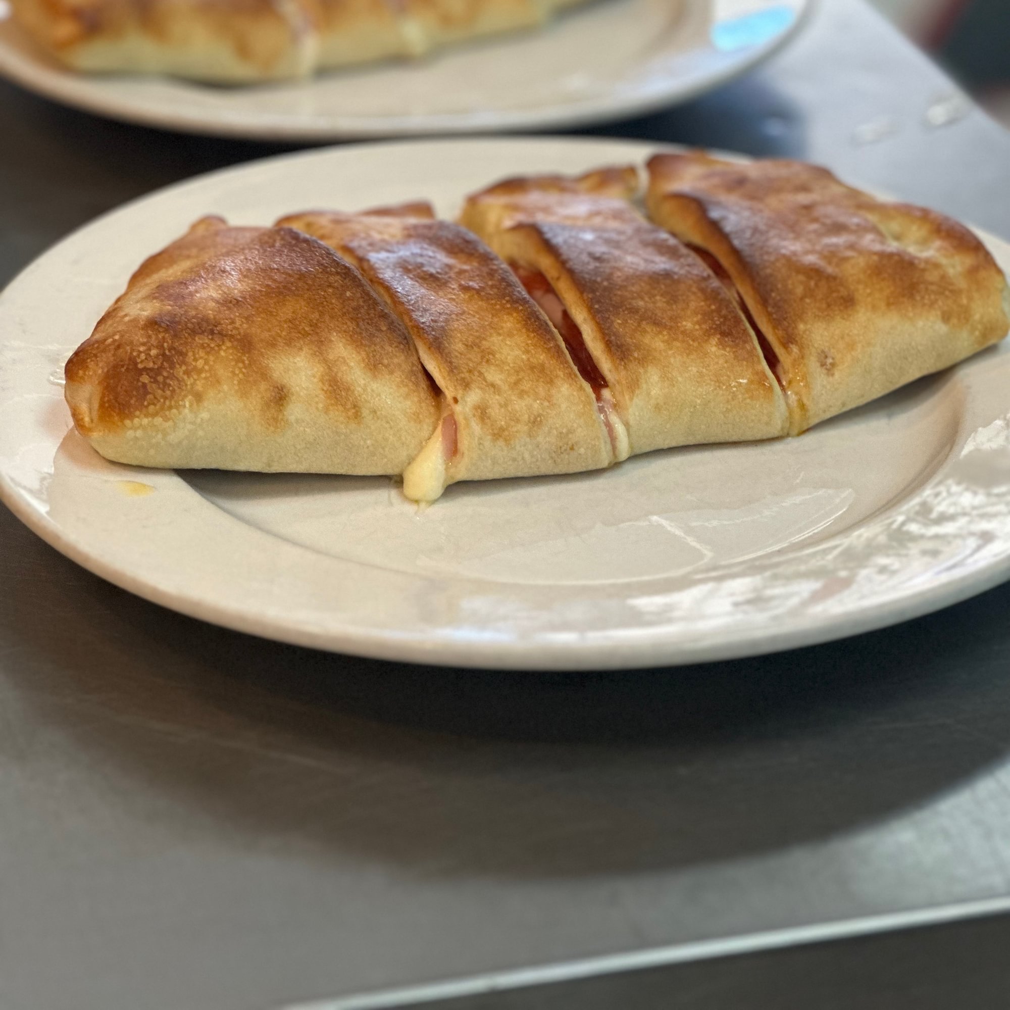 Monday (Small Regular Boli & Fountain Drink)