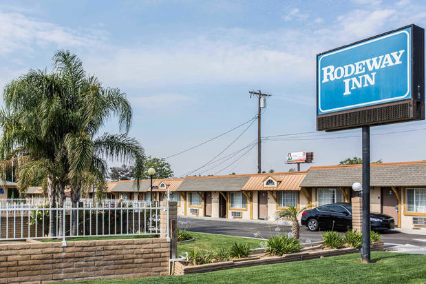 Images Rodeway Inn Beaumont I-10