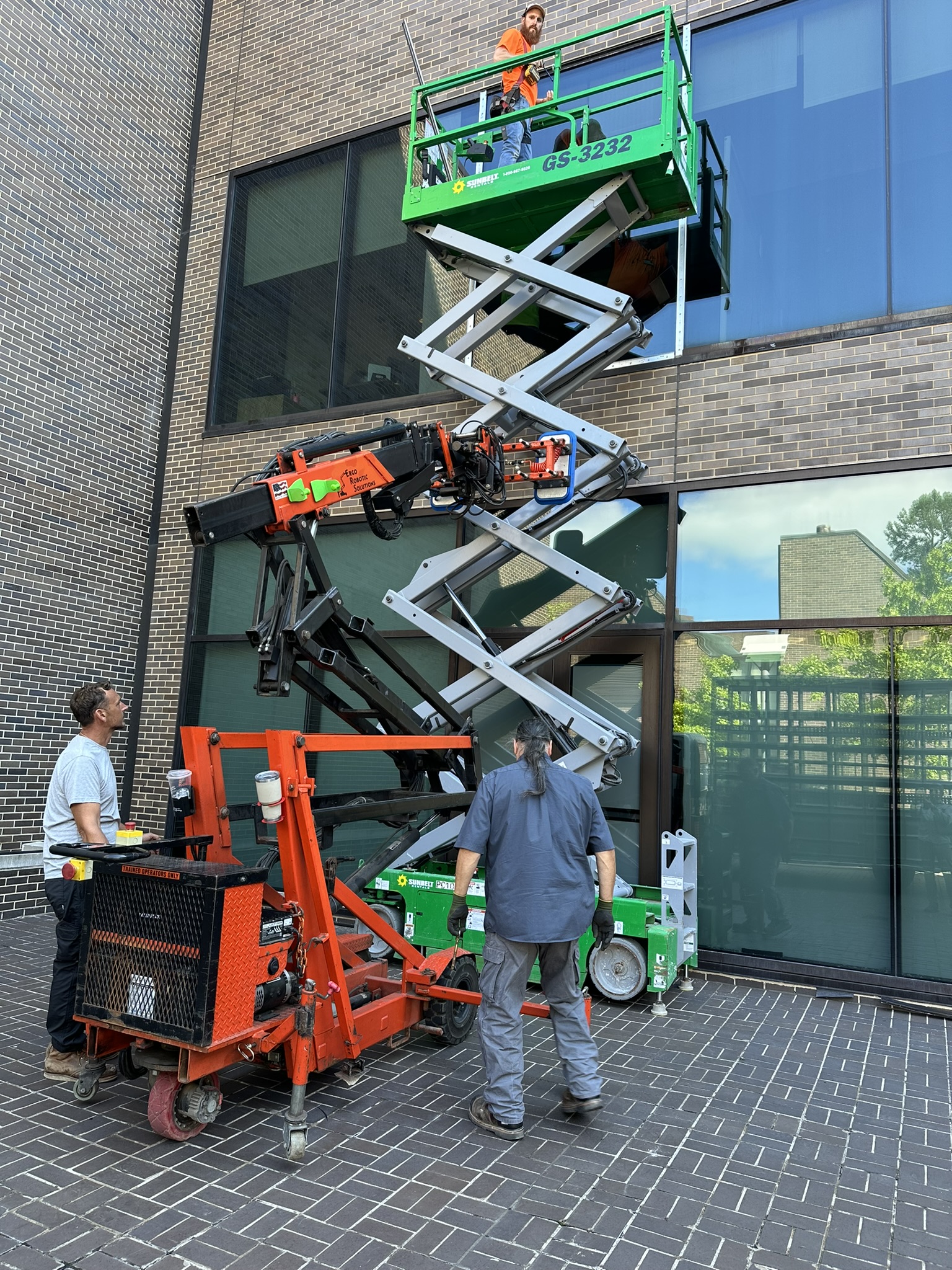 Reliable Glass & Door Corp Image