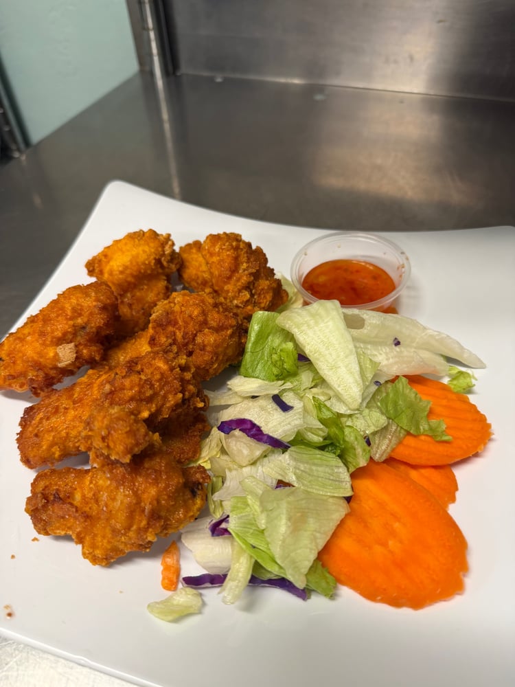 Golden Fried Chicken Wings