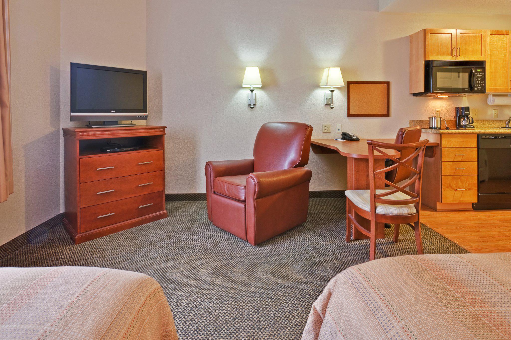 Candlewood Suites Hattiesburg Photo