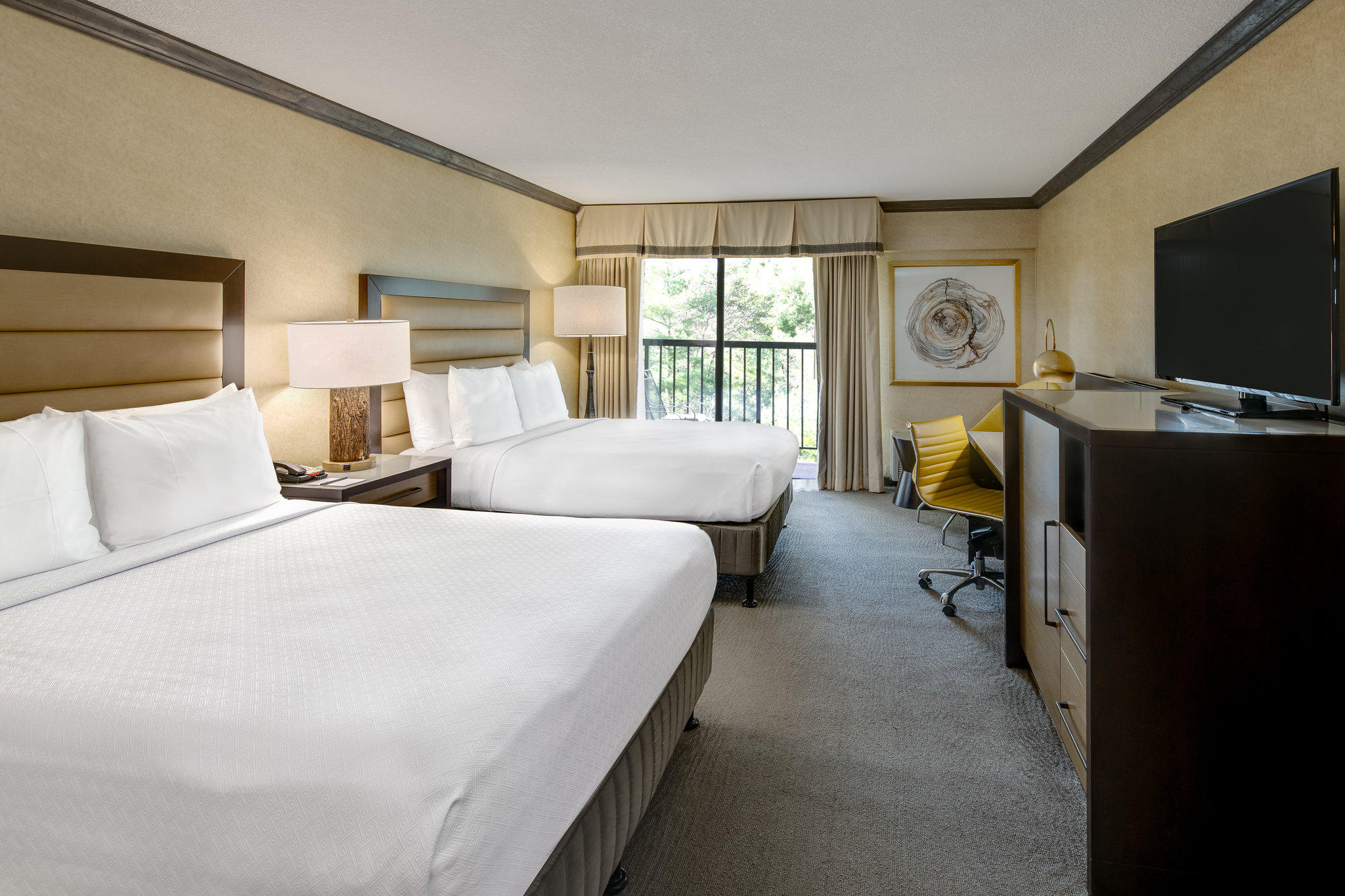 Crowne Plaza Hotels & Resorts Asheville Photo