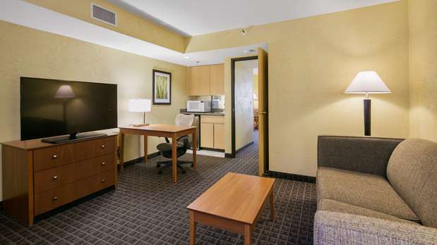 Images Best Western Plus Scottsdale Thunderbird Suites