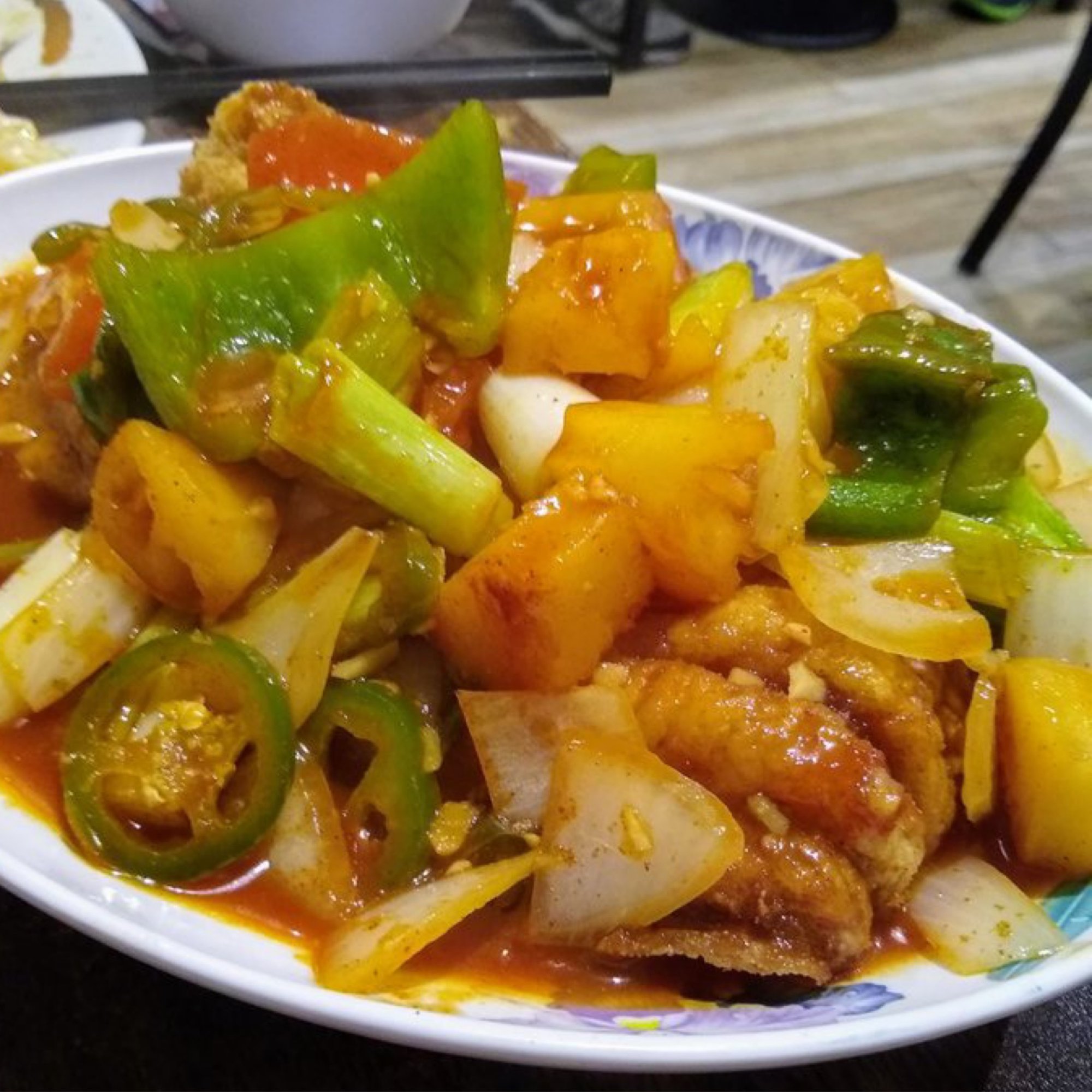 60. Fried fish in sweet and sour sauce - cá chiên chua ngọt