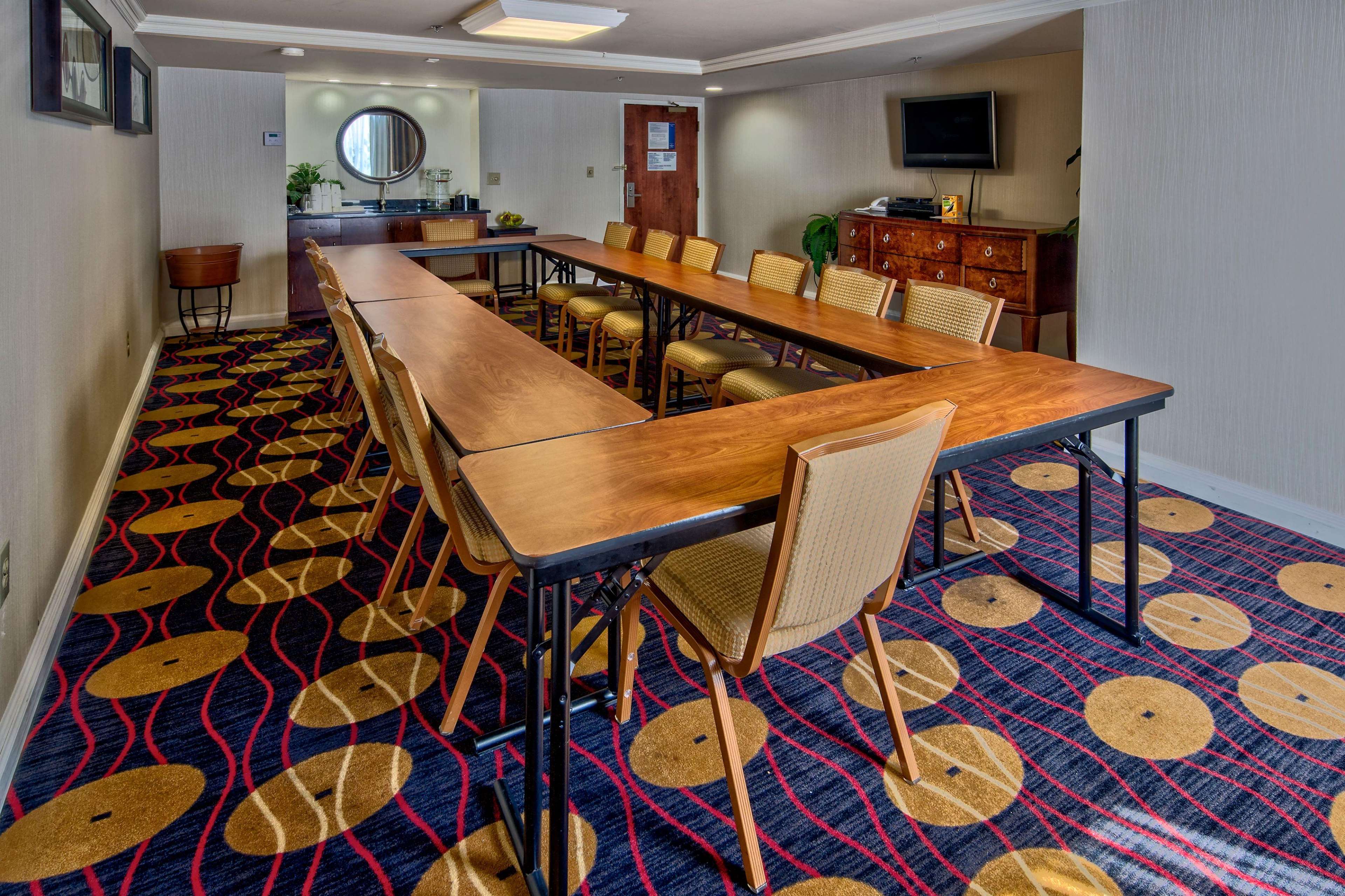 Hampton Inn by Hilton Peachtree Corners Norcross Photo