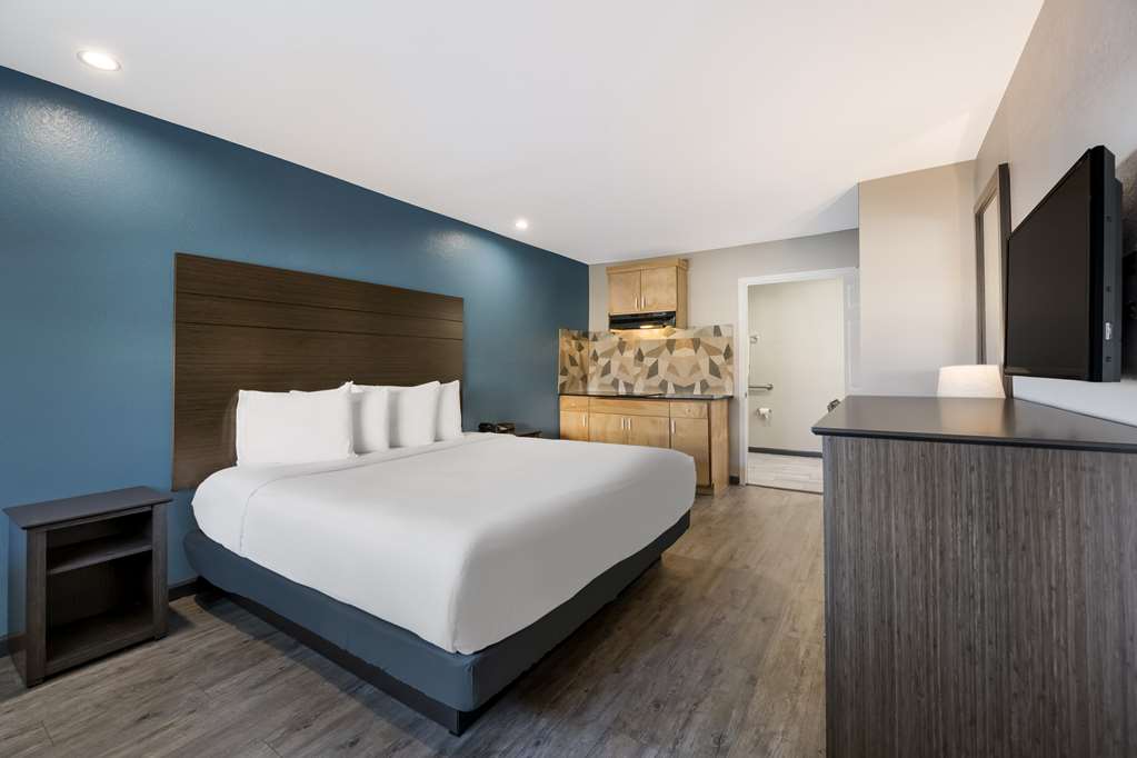 SureStay by Best Western Spring North Houston Image