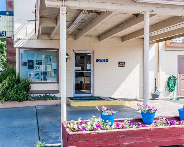 Images Rodeway Inn & Suites