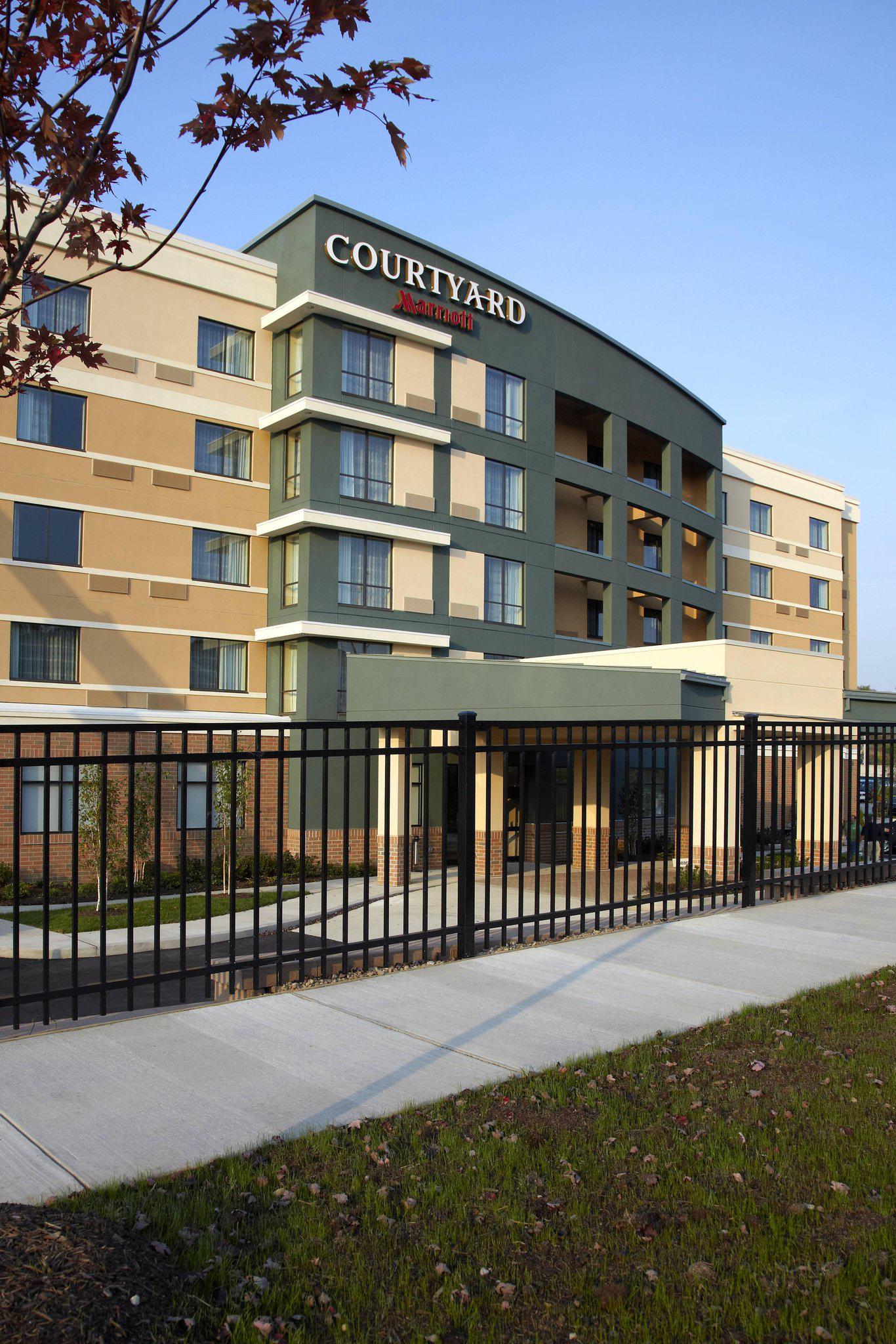 Courtyard by Marriott Pittsburgh Airport Settlers Ridge Photo