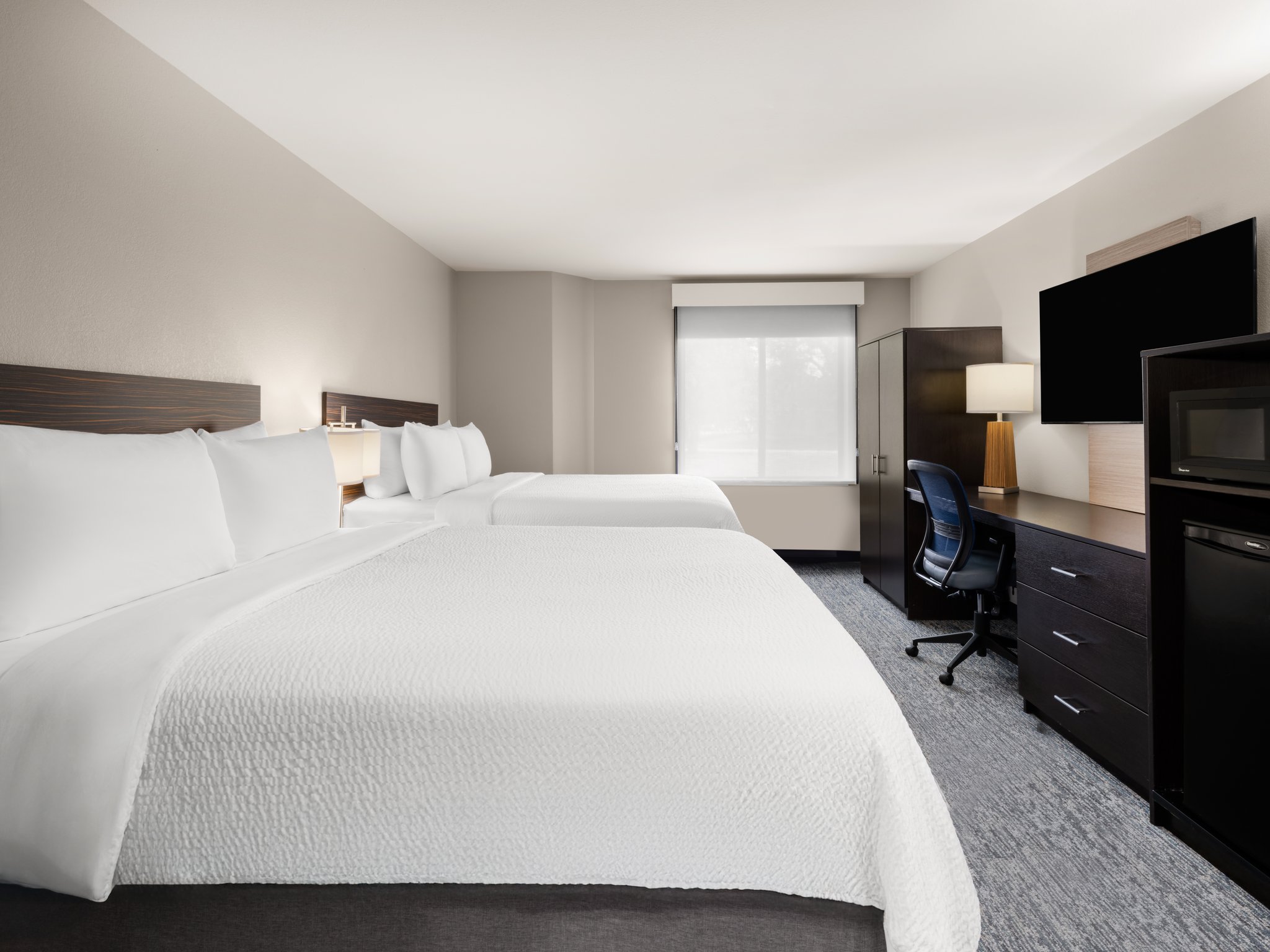 Garner Hotel Topeka West by IHG Image