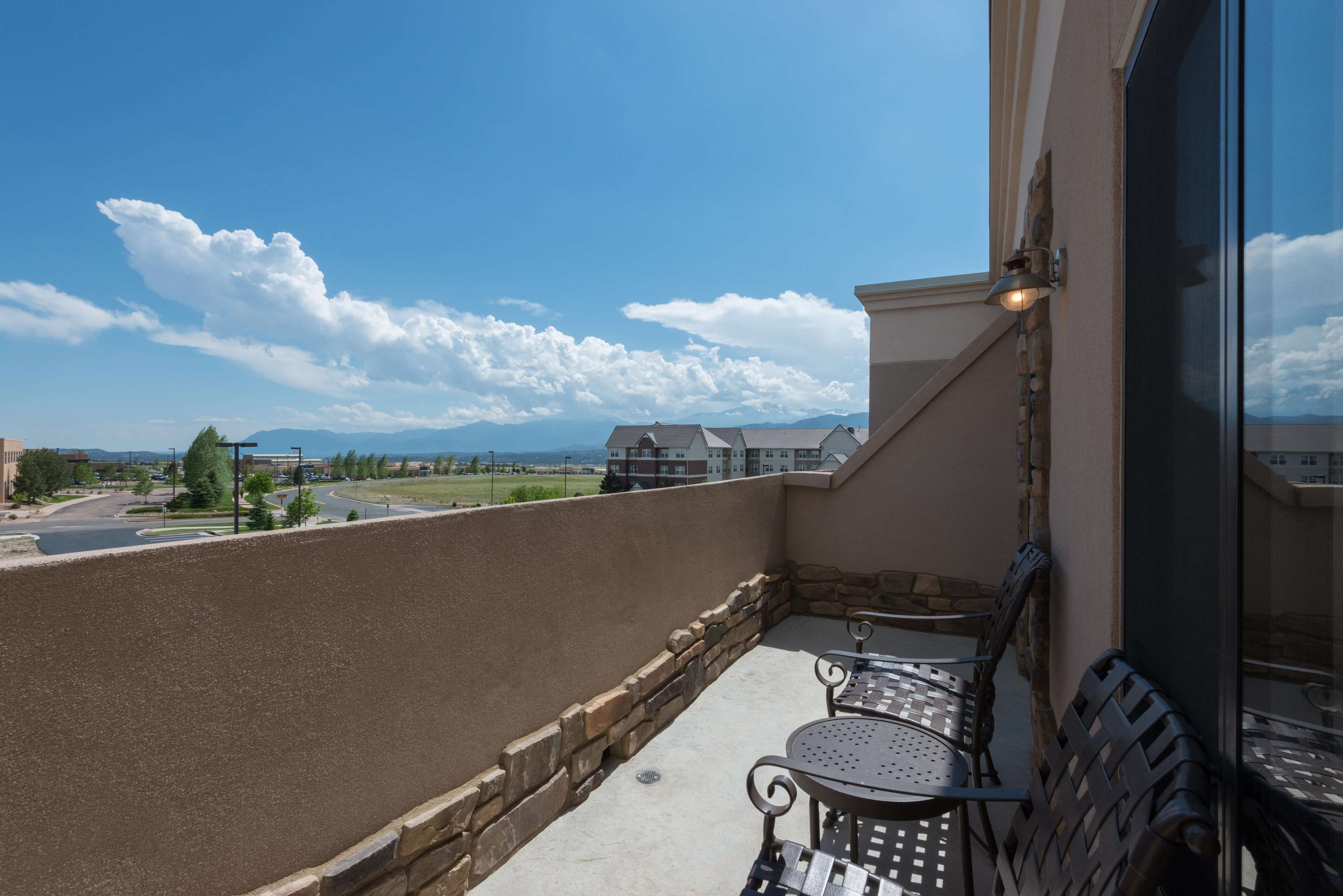 Hampton Inn & Suites Colorado Springs-Air Force Academy-I-25 North Photo