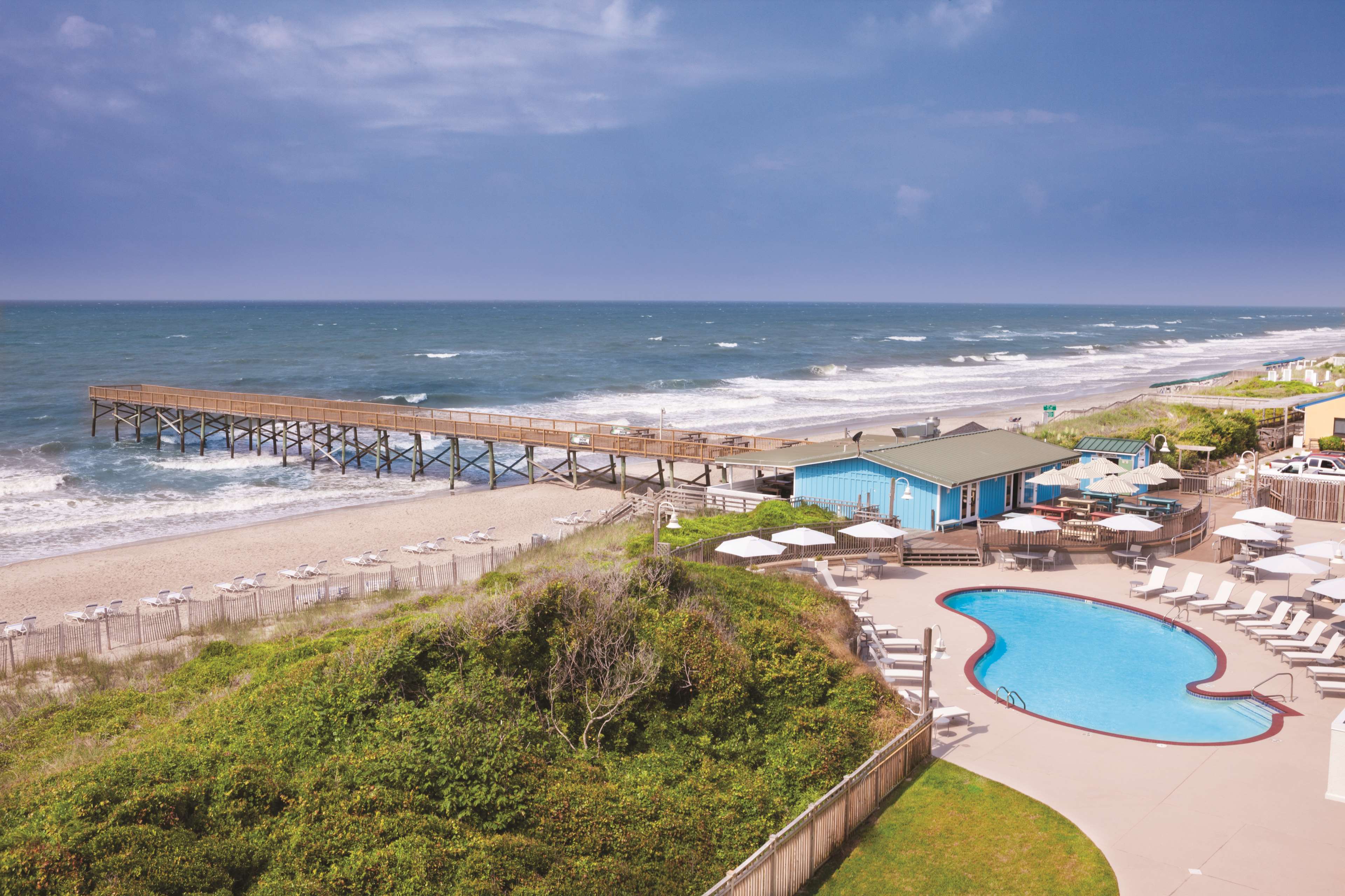 DoubleTree by Hilton Hotel Atlantic Beach Oceanfront Photo
