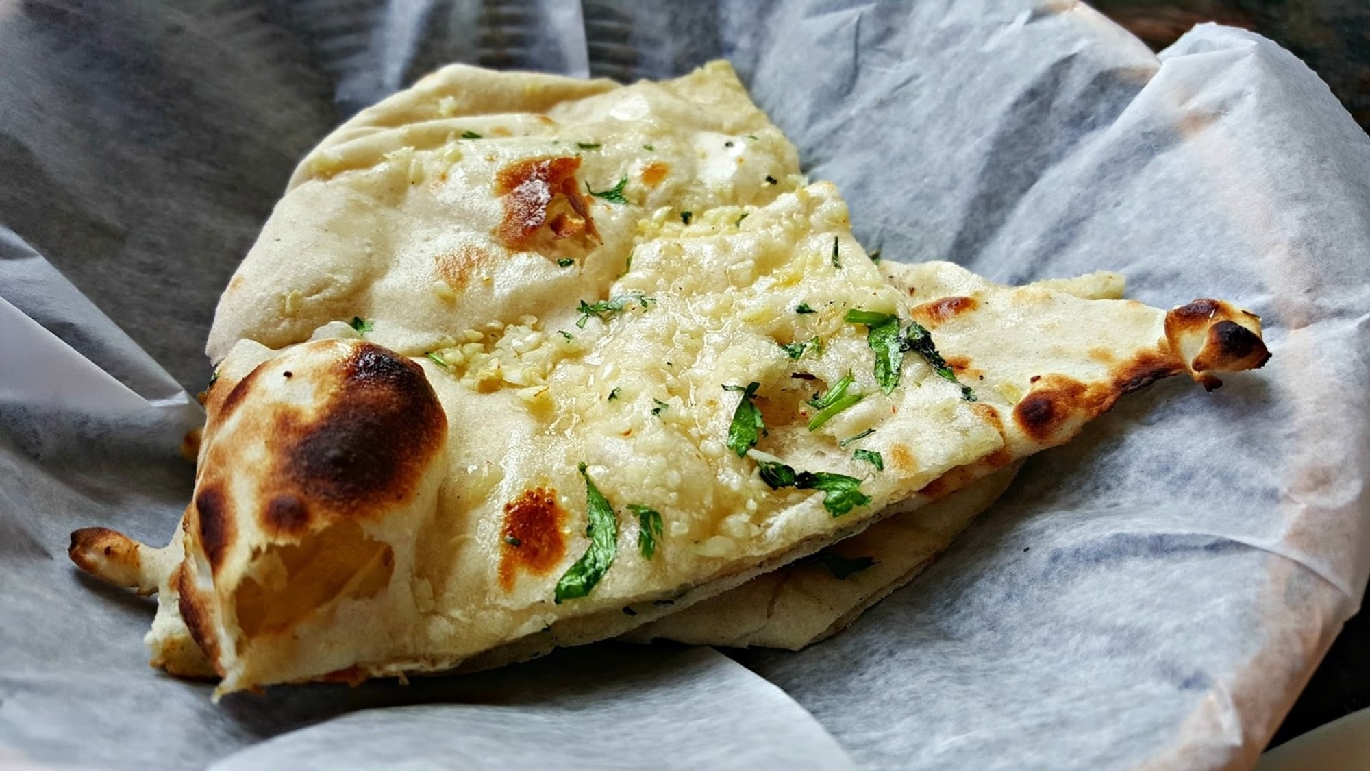 Plain/Garlic Naan