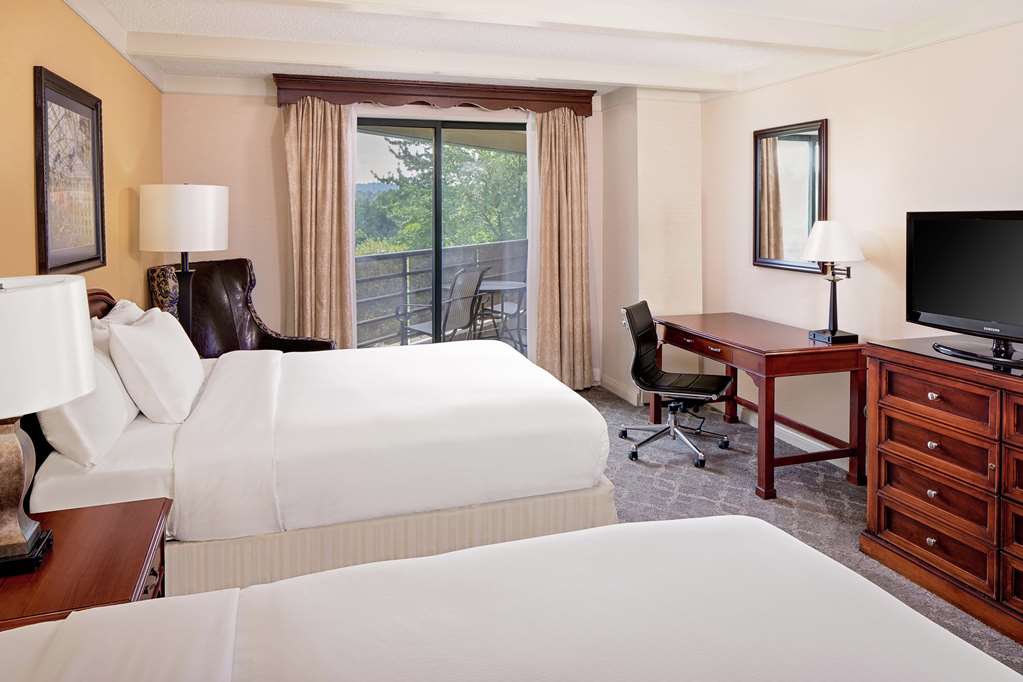 Desmond Hotel Malvern, a DoubleTree by Hilton Image