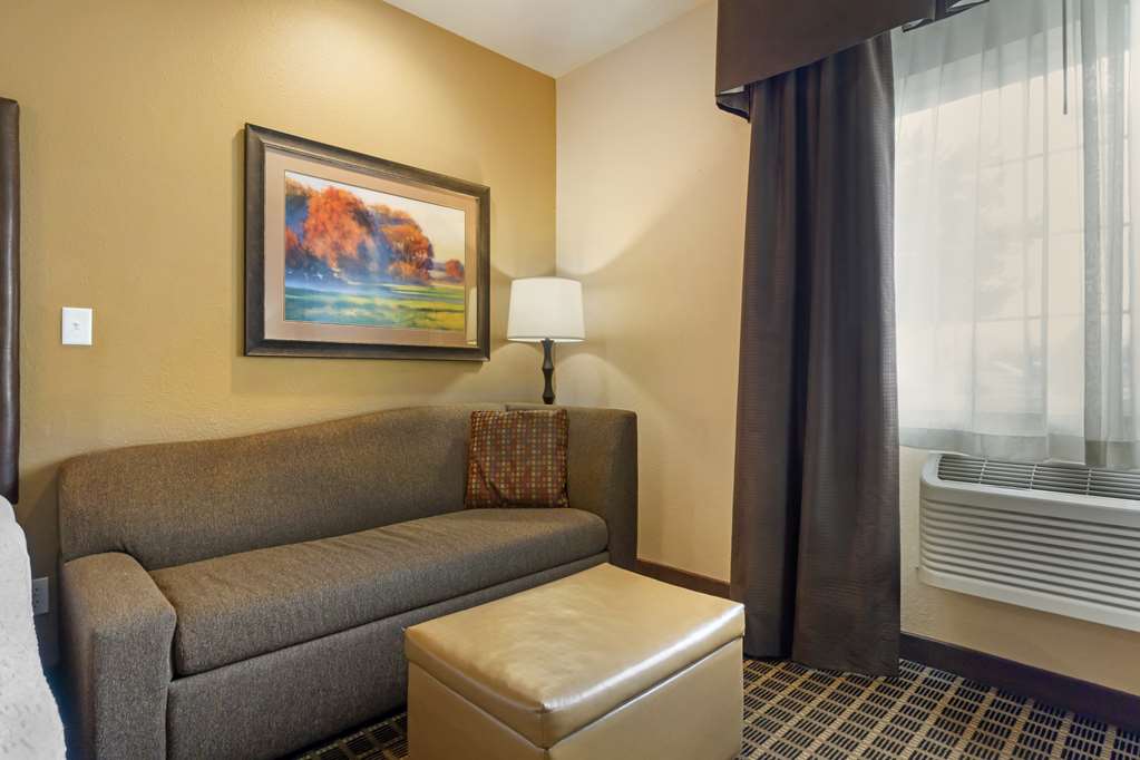 Best Western Plus Yakima Hotel Image